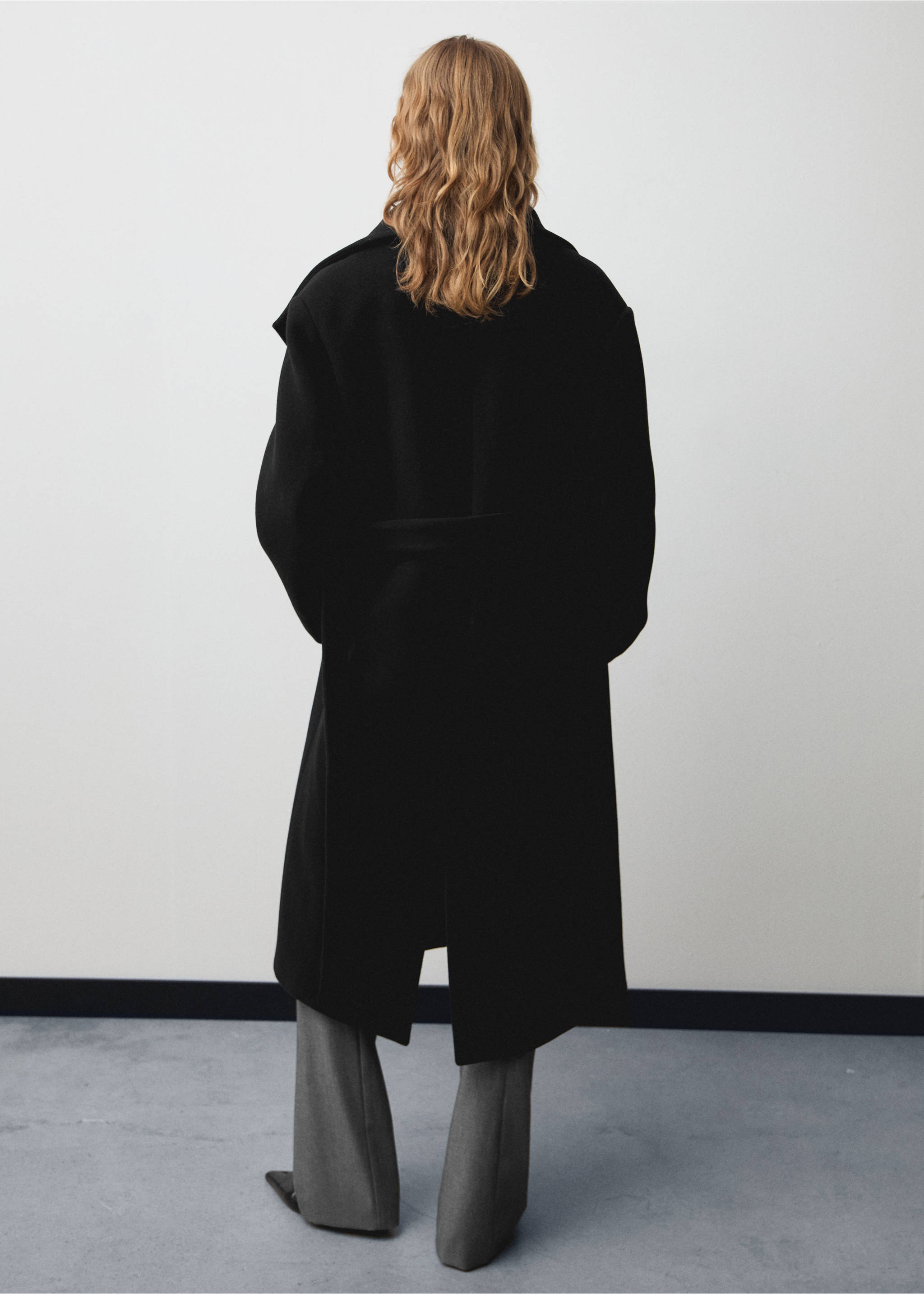 Turtleneck virgin wool coat - Reverse of the article, Black. Ref: 77059075-00.