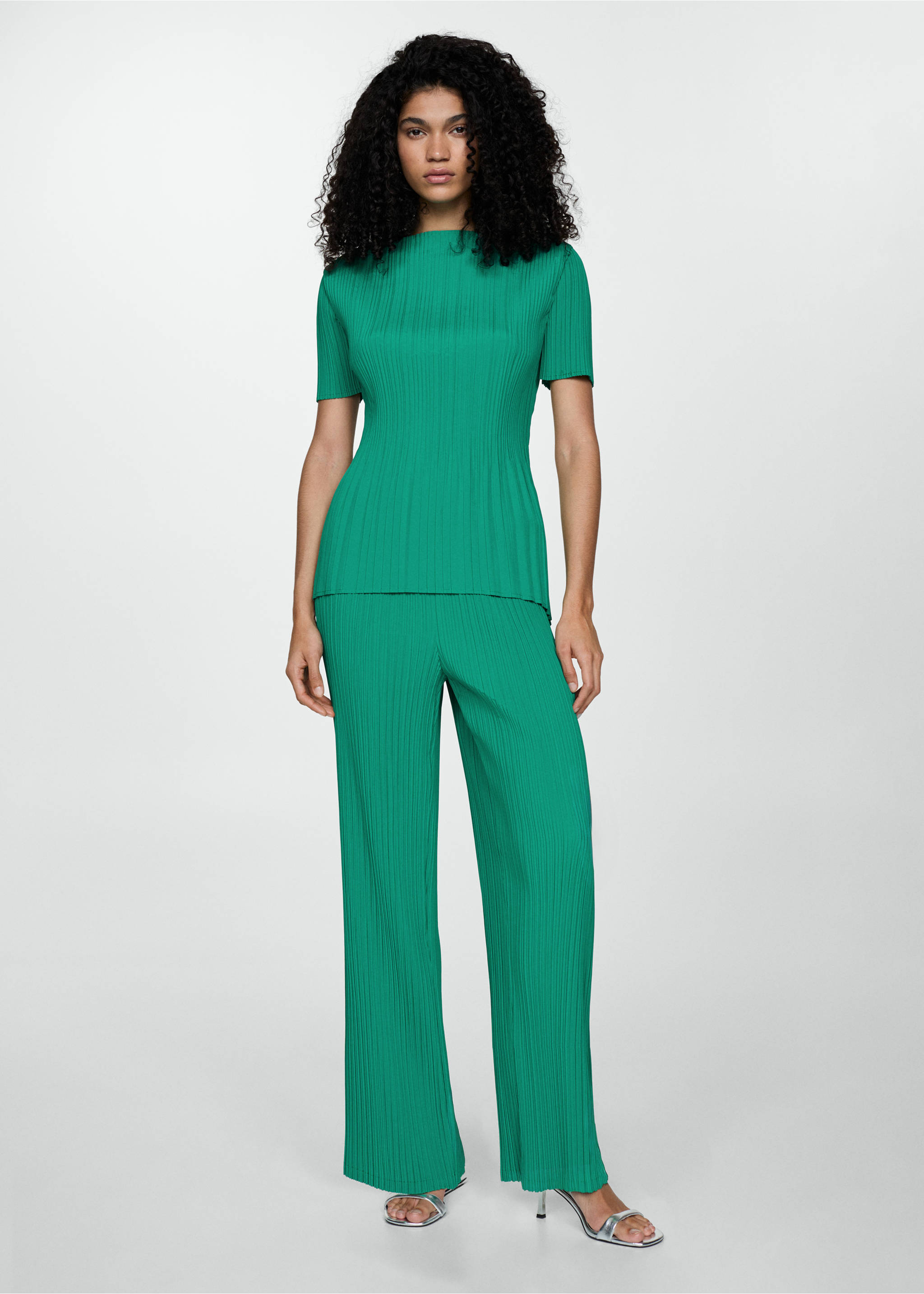 Short-sleeved pleated t-shirt - General plane, Emerald Green. Ref: 77060265-00.