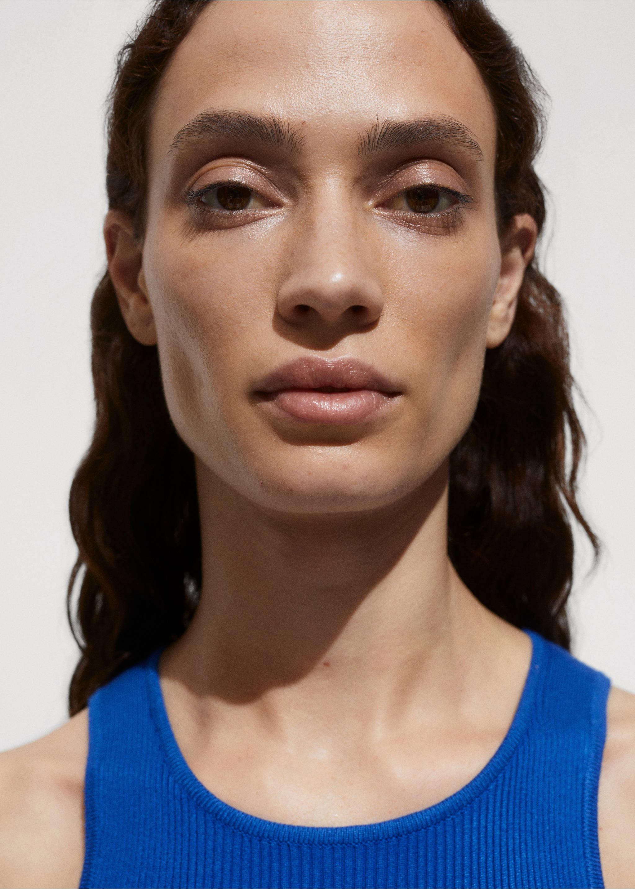 Short knitted dress - Details of the article 1, Vibrant blue. Ref: 77060335-00.