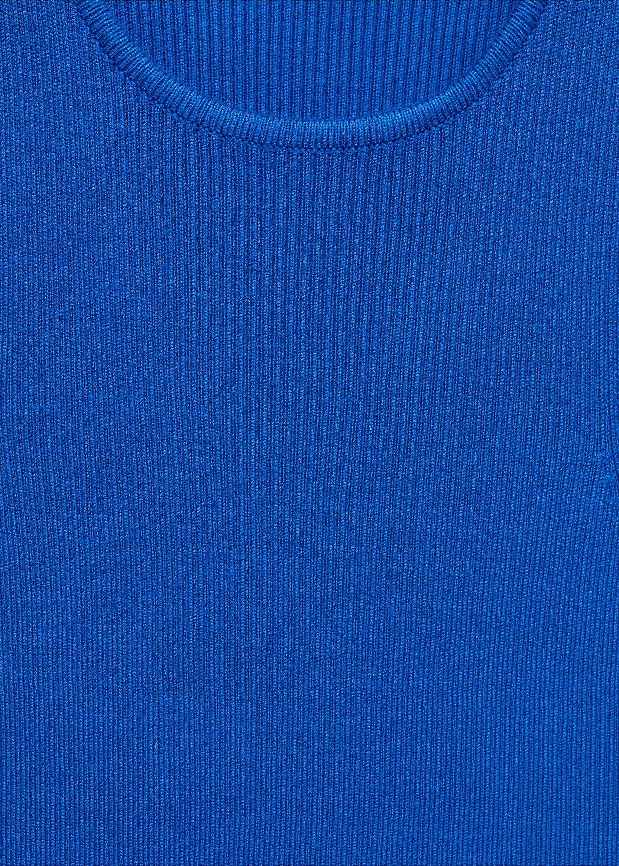 Short knitted dress - Details of the article 8, Vibrant blue. Ref: 77060335-00.