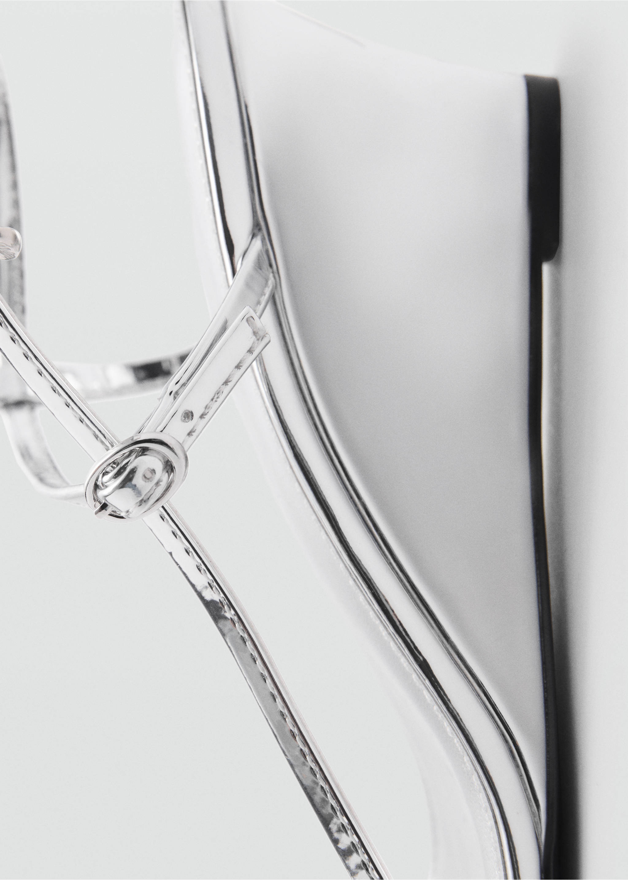 Metallic heel sandals - Details of the article 2, Silver. Ref: 77060336-00.