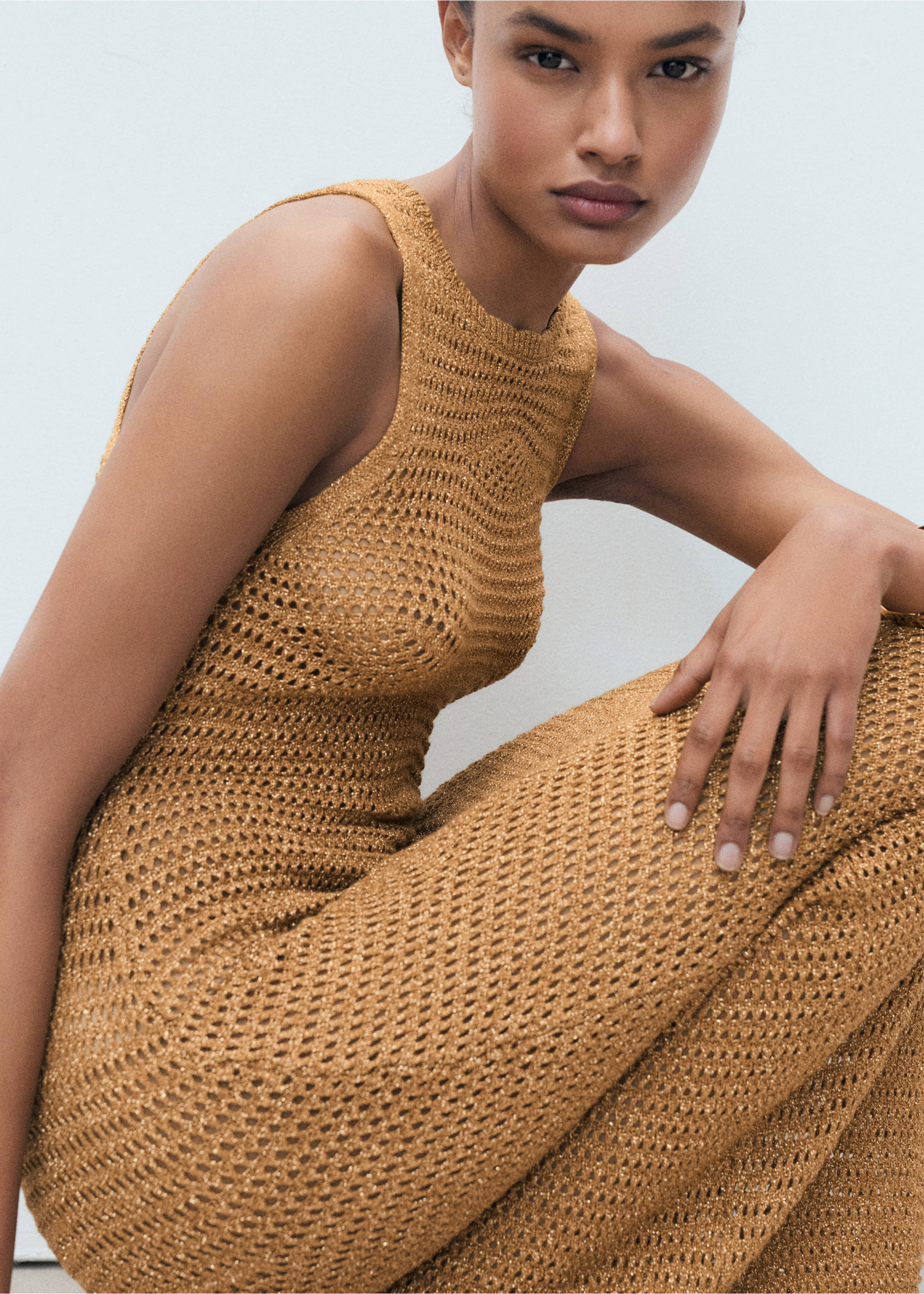 Long lurex crochet dress - Details of the article 2, Gold. Ref: 77060341-00.