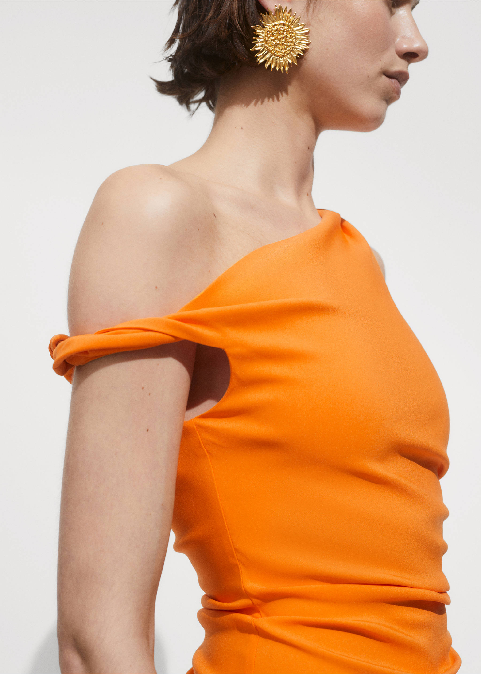 Asymmetrical pleated dress - Medium plane, Orange. Ref: 77060349-00.