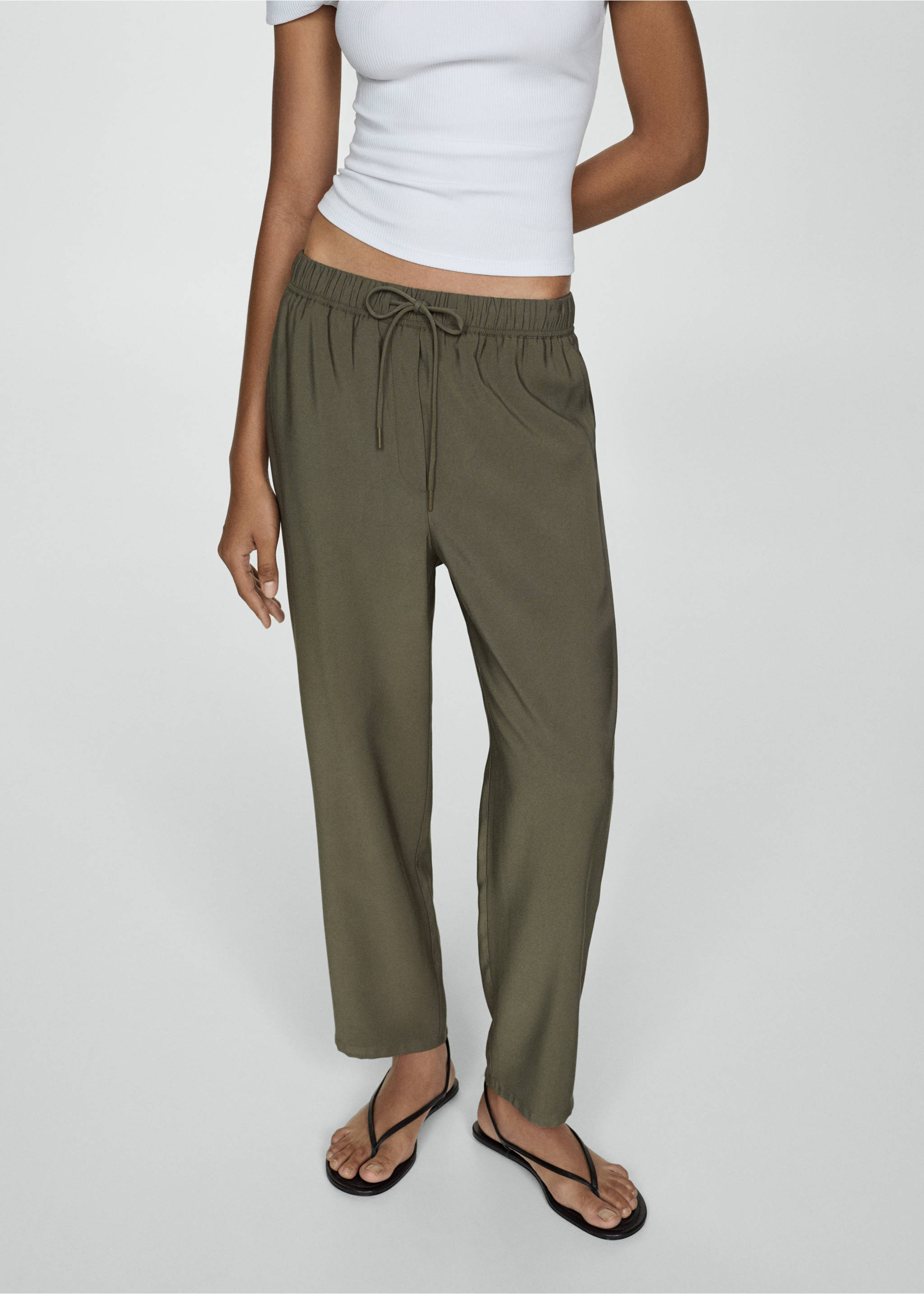 Drawstring jogger trousers - Medium plane, Khaki. Ref: 77060350-00.