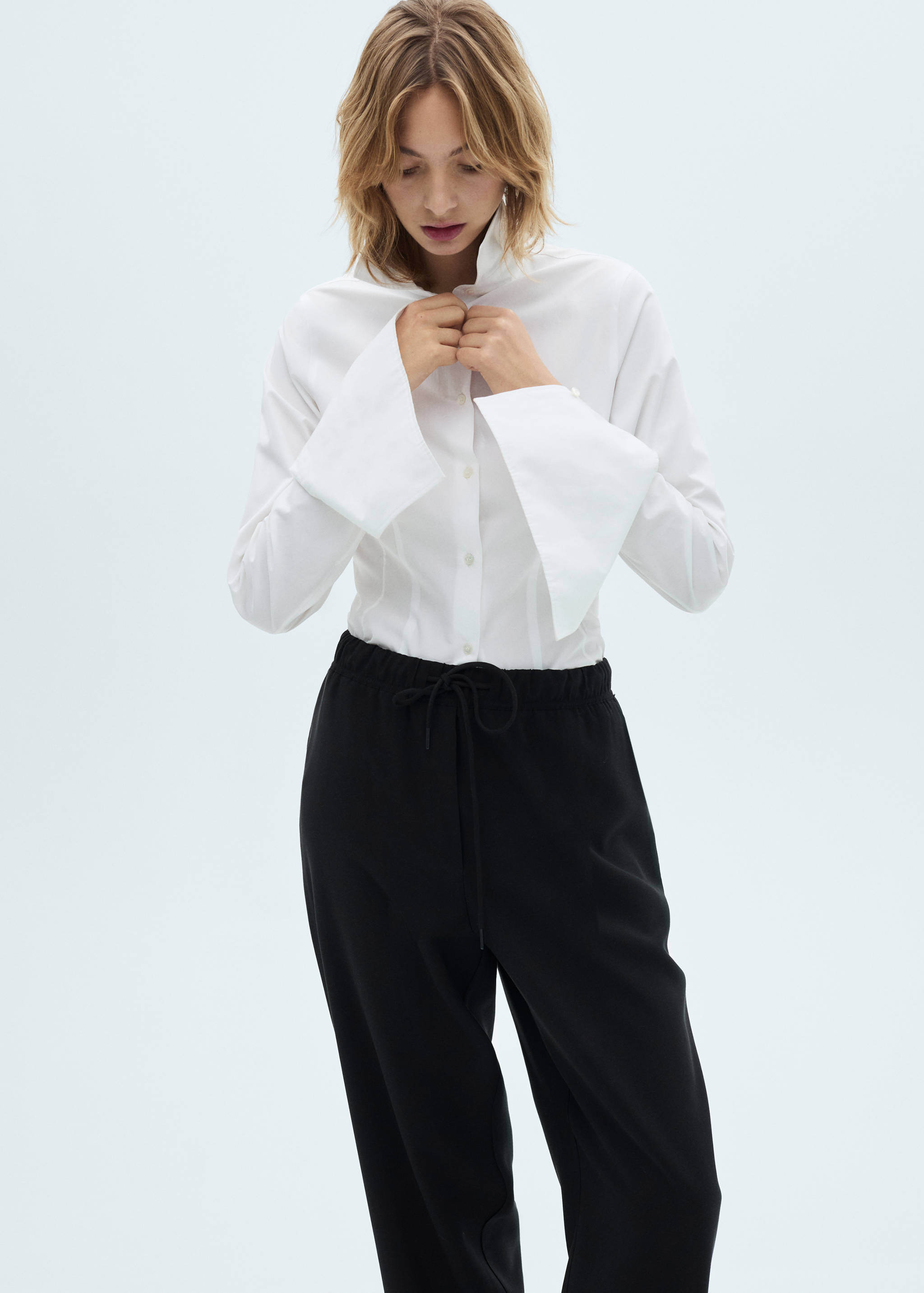 Calças jogger com cordão - Pormenor do artigo 1