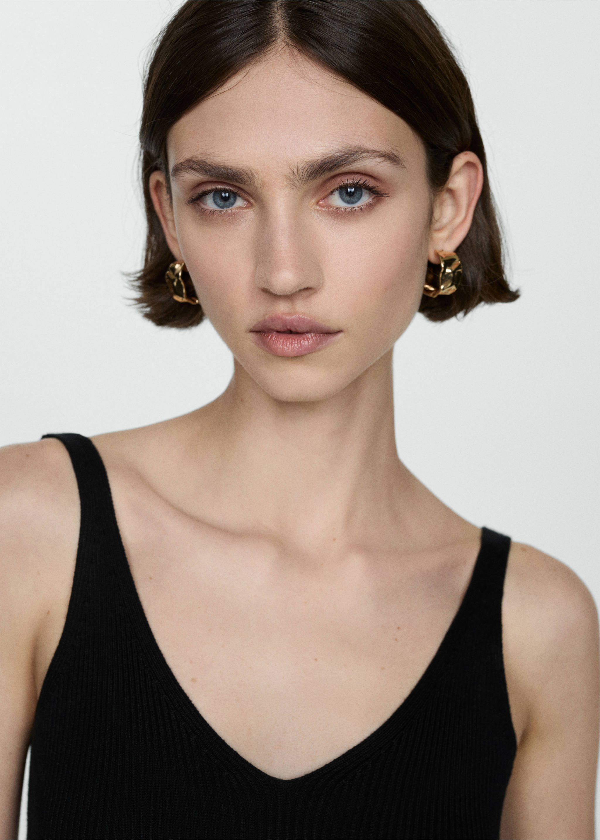 Top maille bretelles - Détail de l'article 1, Noir. Ref: 77060353-00.