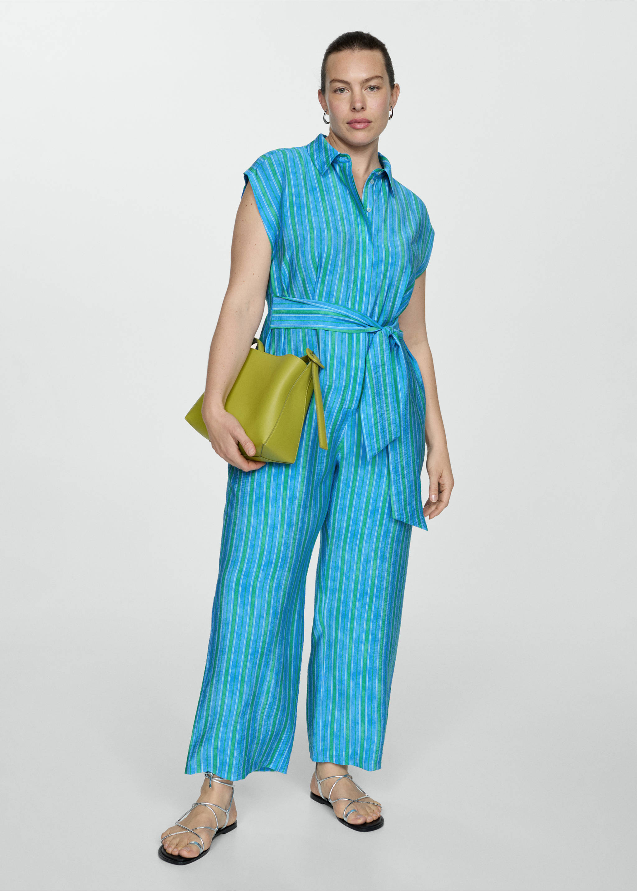 Shirt jumpsuit with bow - Details of the article 3, Blue. Ref: 77060354-00.
