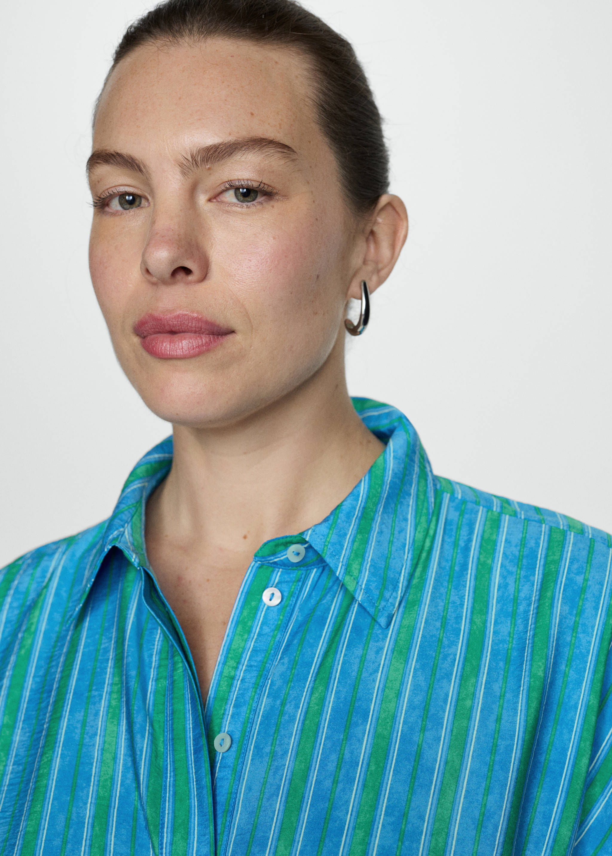 Shirt jumpsuit with bow - Details of the article 4