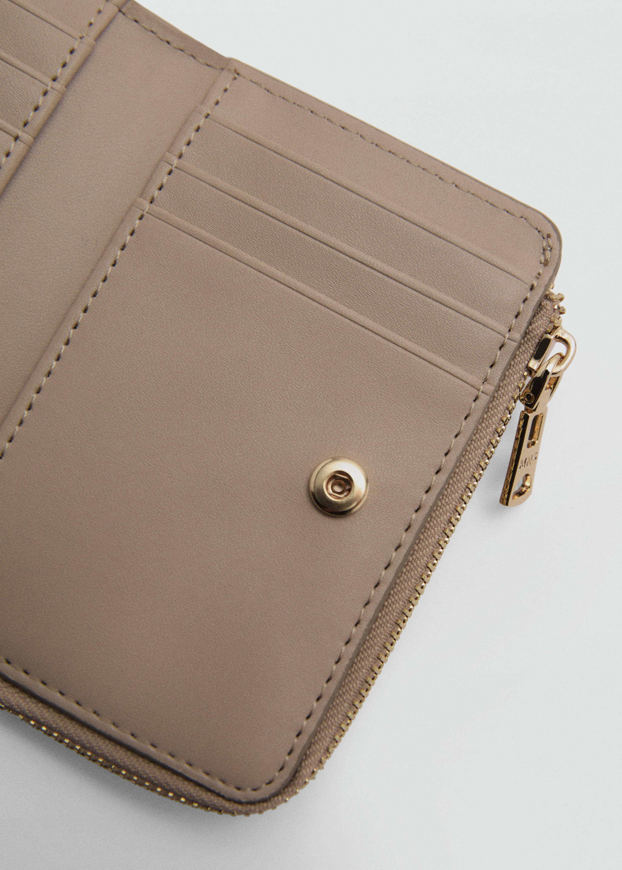 Bitlletera efecte saffiano - Detall de l'article 1