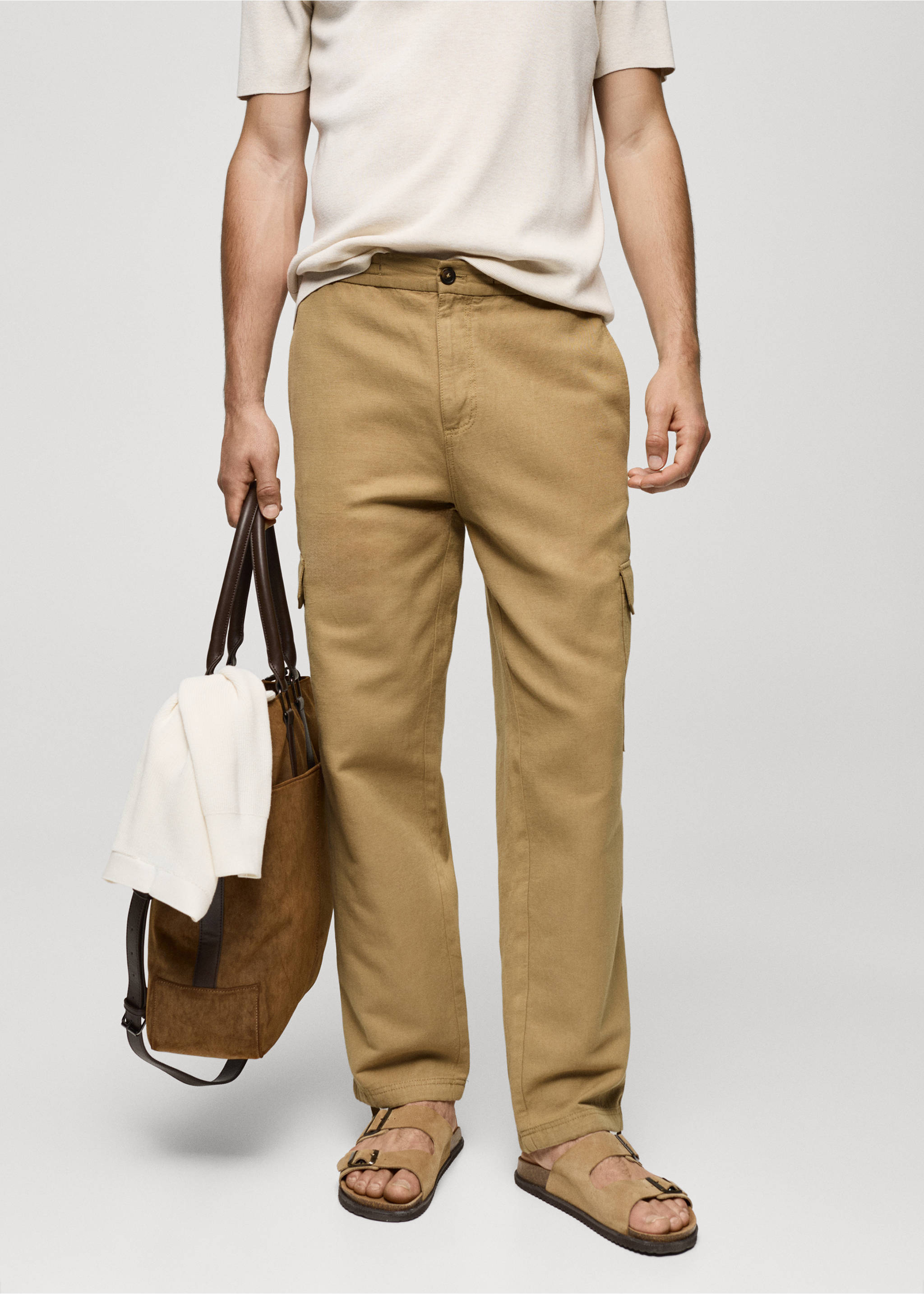 Pantalon coton lin cargo - Plan moyen, Marron moyen. Ref: 77060563-00.