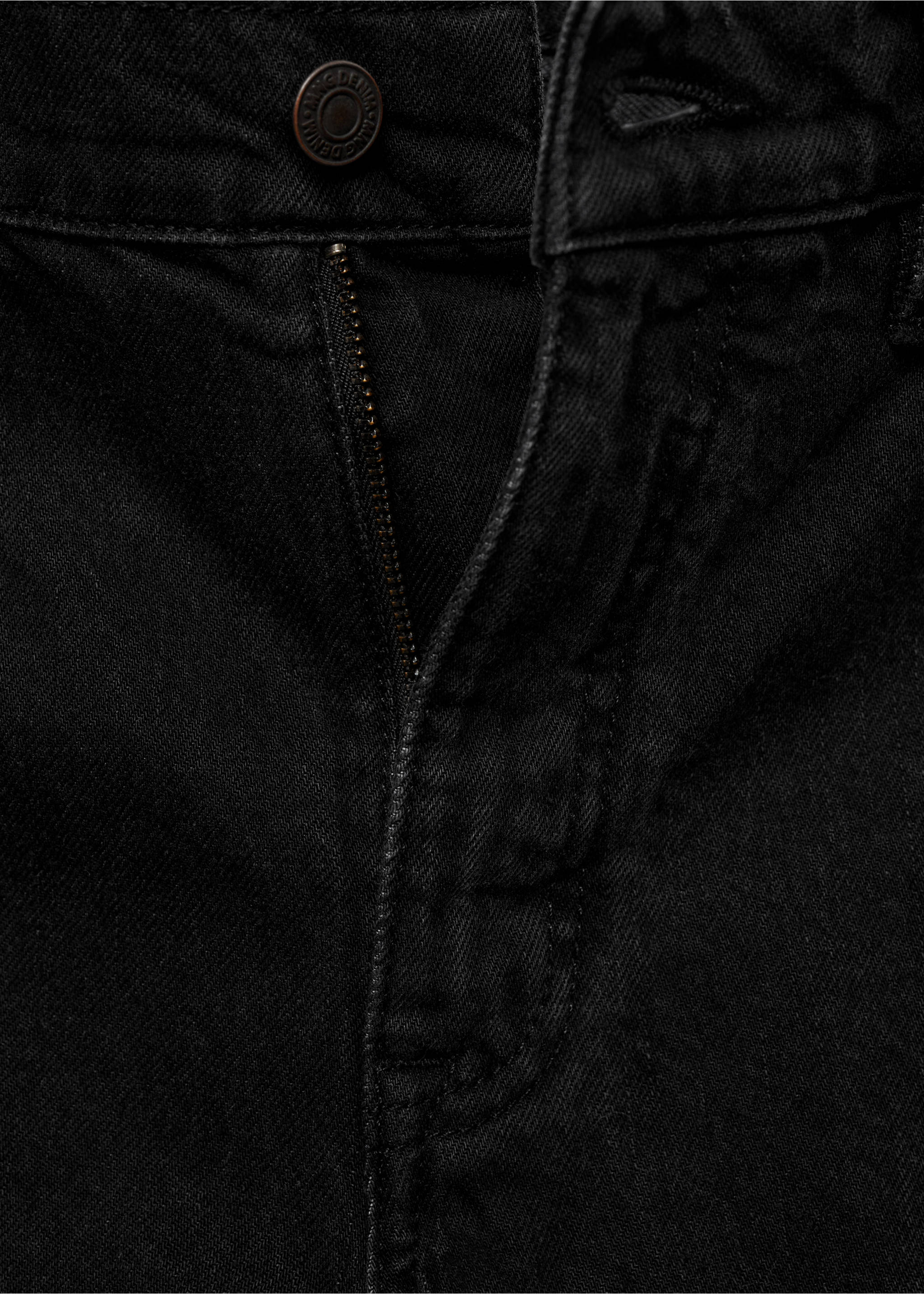 Bermuda jean regular fit - Détail de l'article 8, Black denim. Ref: 77060596-00.