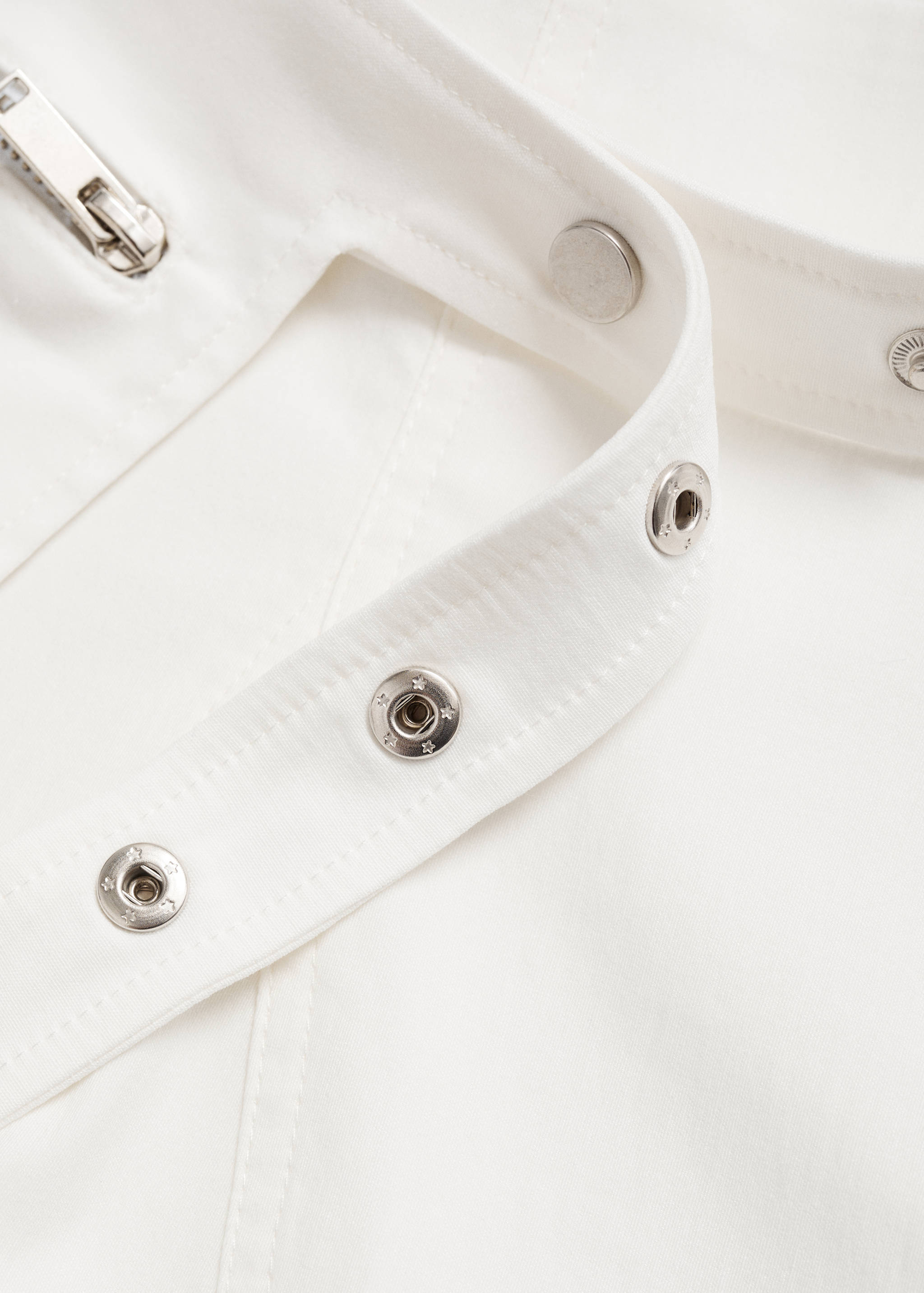 Buttoned miniskirt - Details of the article 0