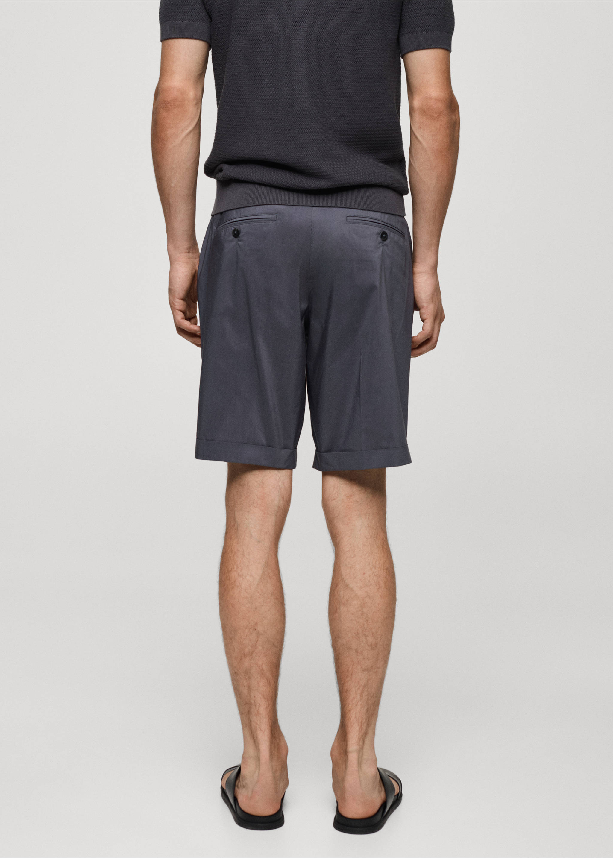 Cotton pleated Bermuda shorts - Reverse of the article, Dark Navy. Ref: 77062532-00.