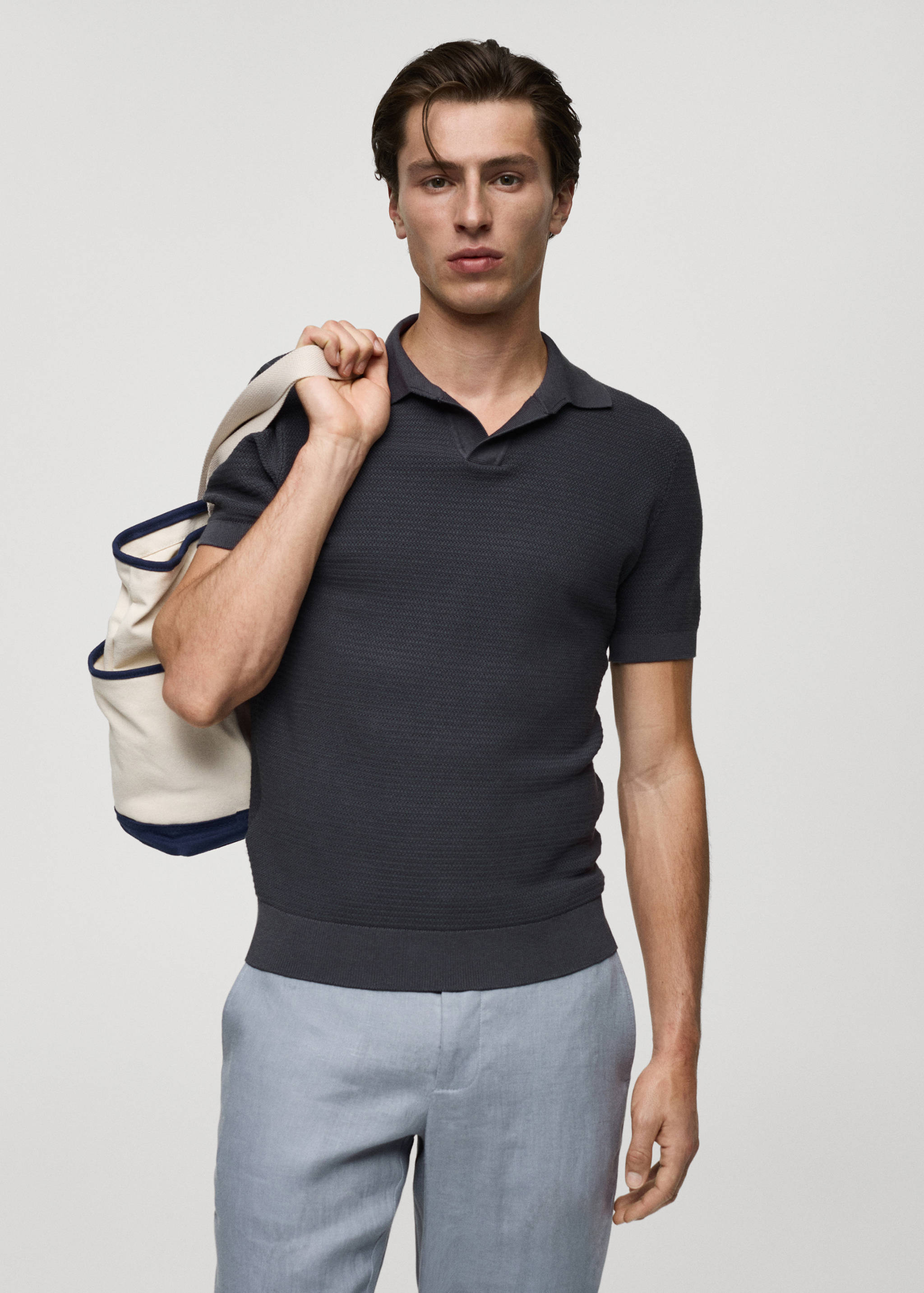Poloshirt aus Baumwolle mit Tencel in Flechtoptik - Mittlere Ansicht