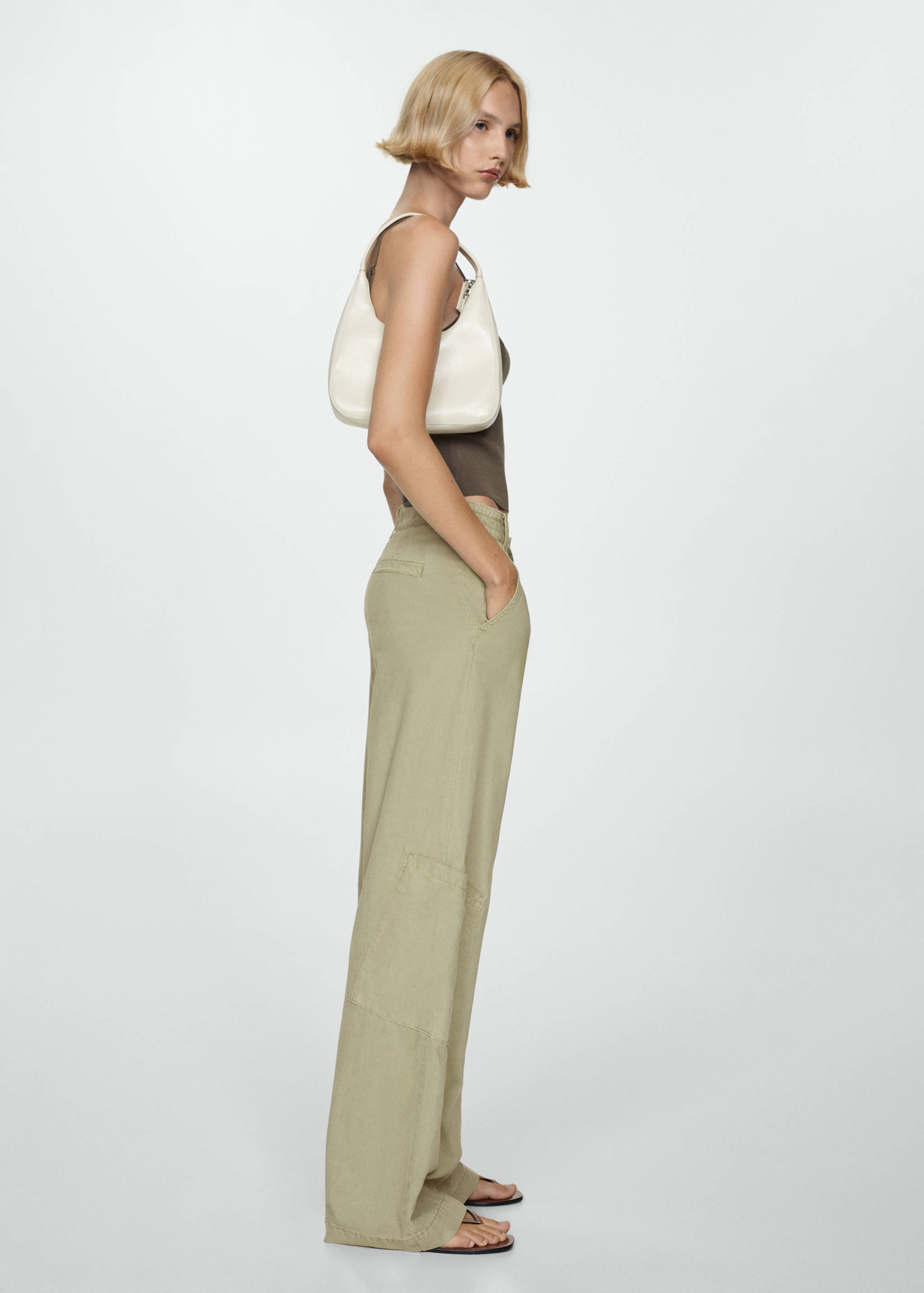 Lyocell trousers with adjustable drawstring - General plane