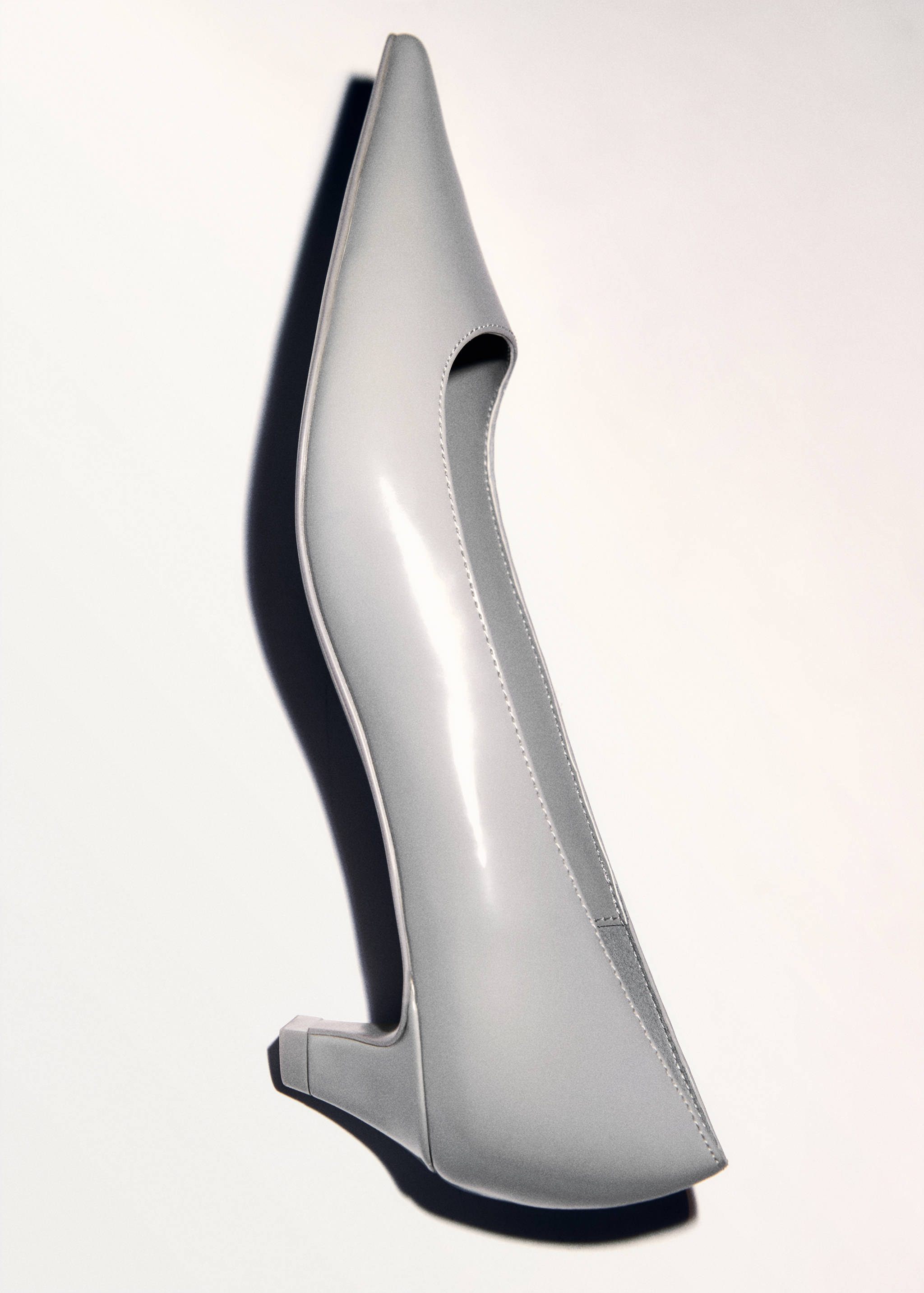 Pantofi cu toc kitten - Detaliu al articolului 5