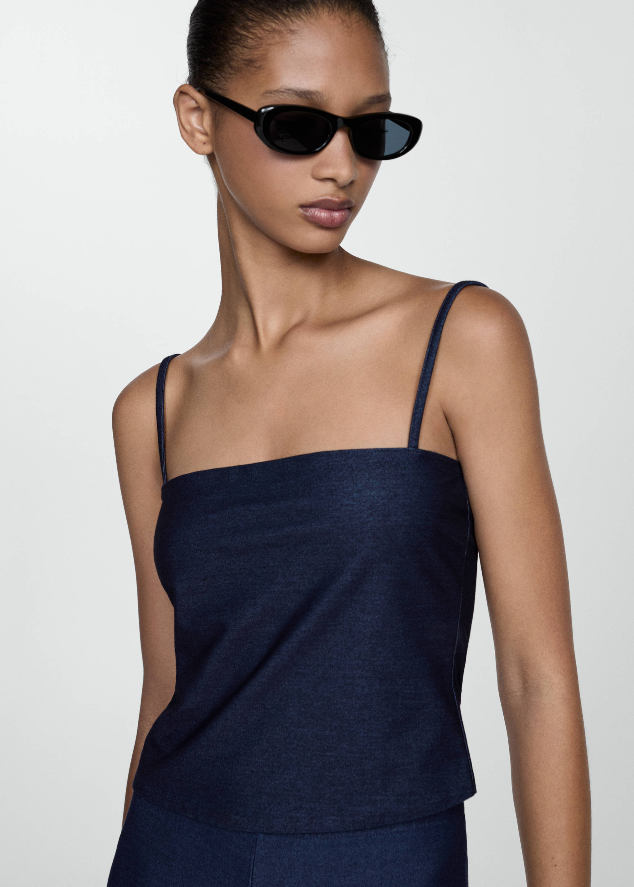 Cropped top with thin straps - Medium plane