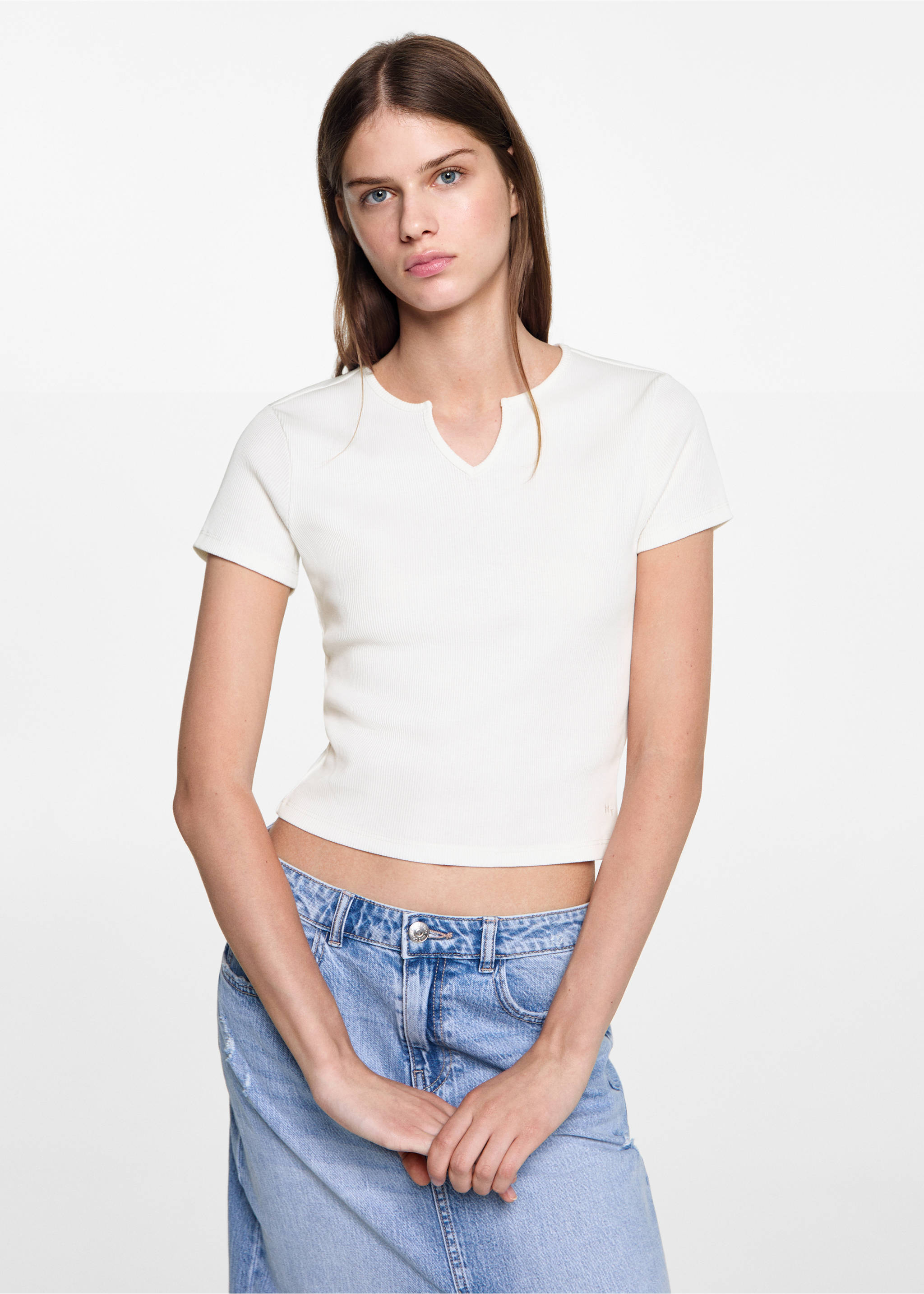 V-neck T-shirt - Medium plane, Off White. Ref: 77062933-00.