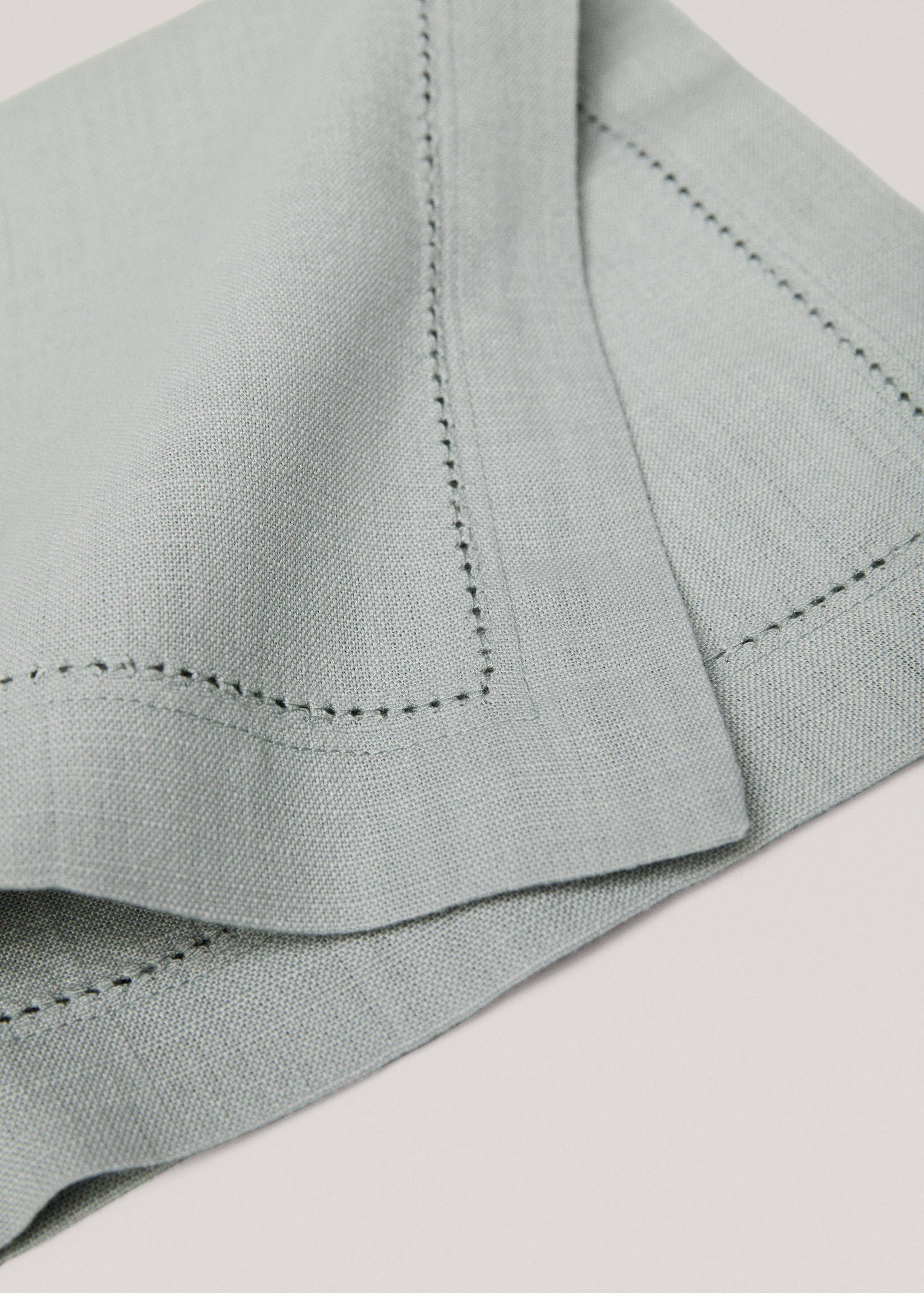 Tovallons detall calat - Detall de l'article 2