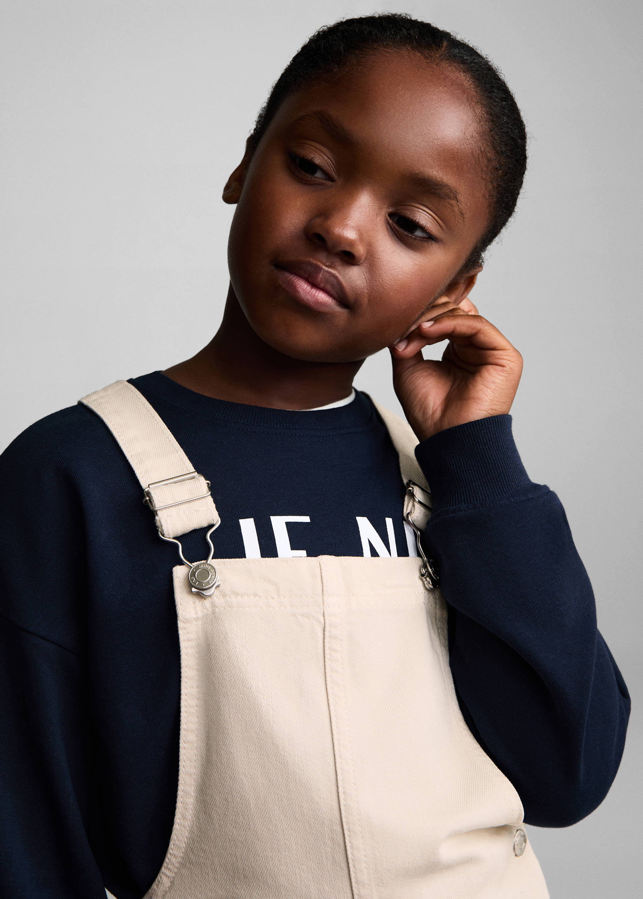 Kurzer Jeans-Latzrock - Detail des Artikels 1