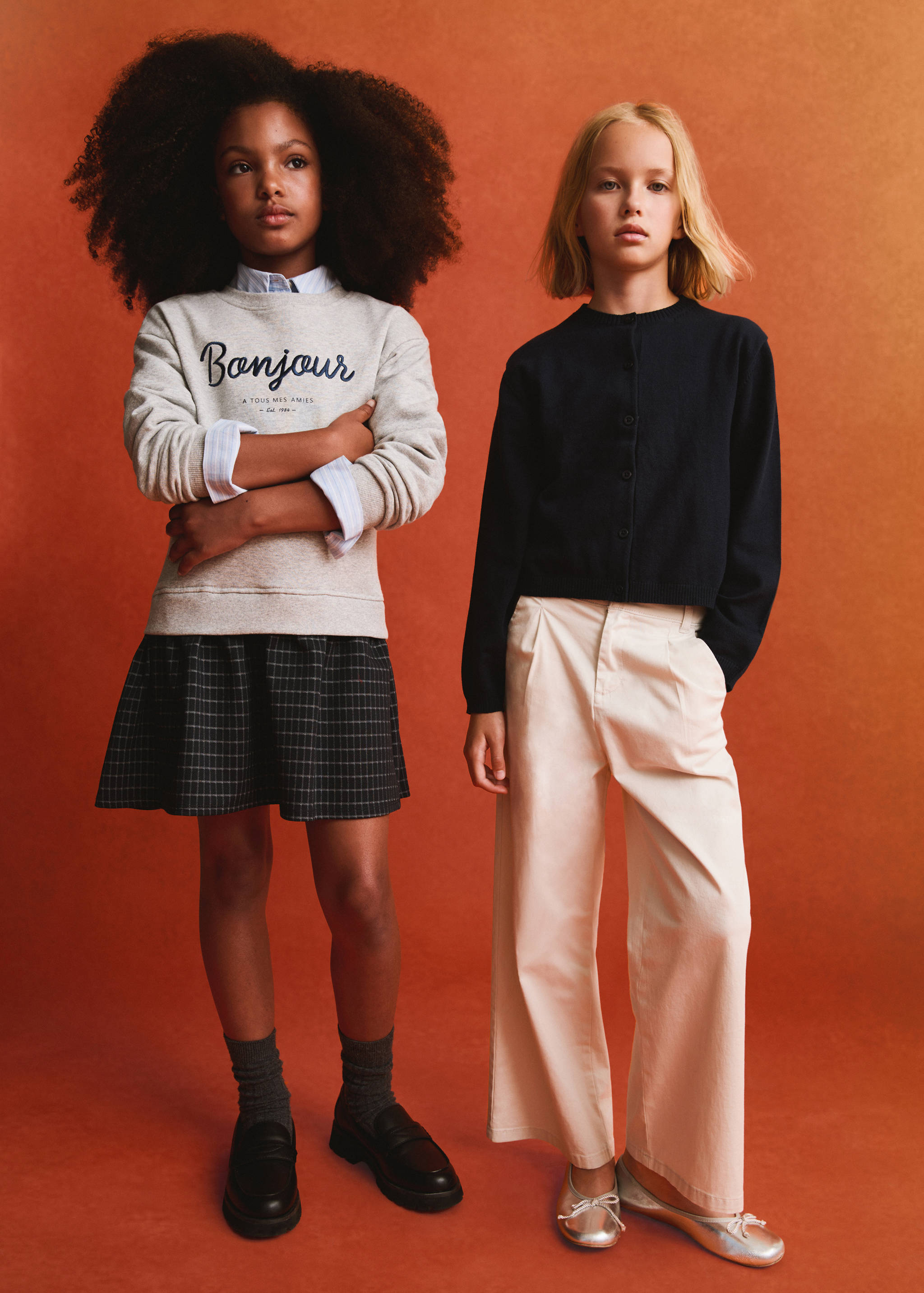 Checked skirt sweatshirt dress - Details of the article 5