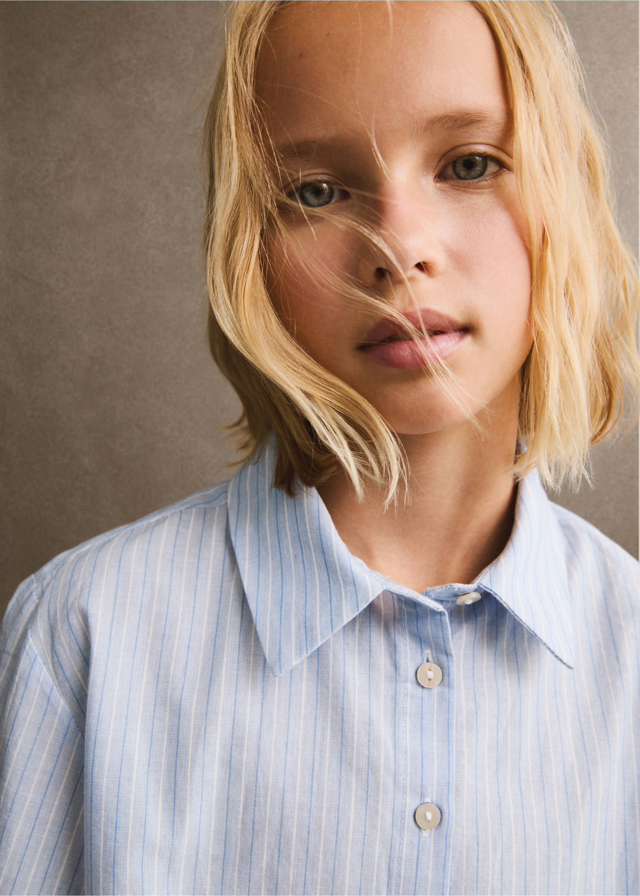 Pruhovaná košile - Detail zboží 6, Modrá obloha. Ref: 77063285-00.