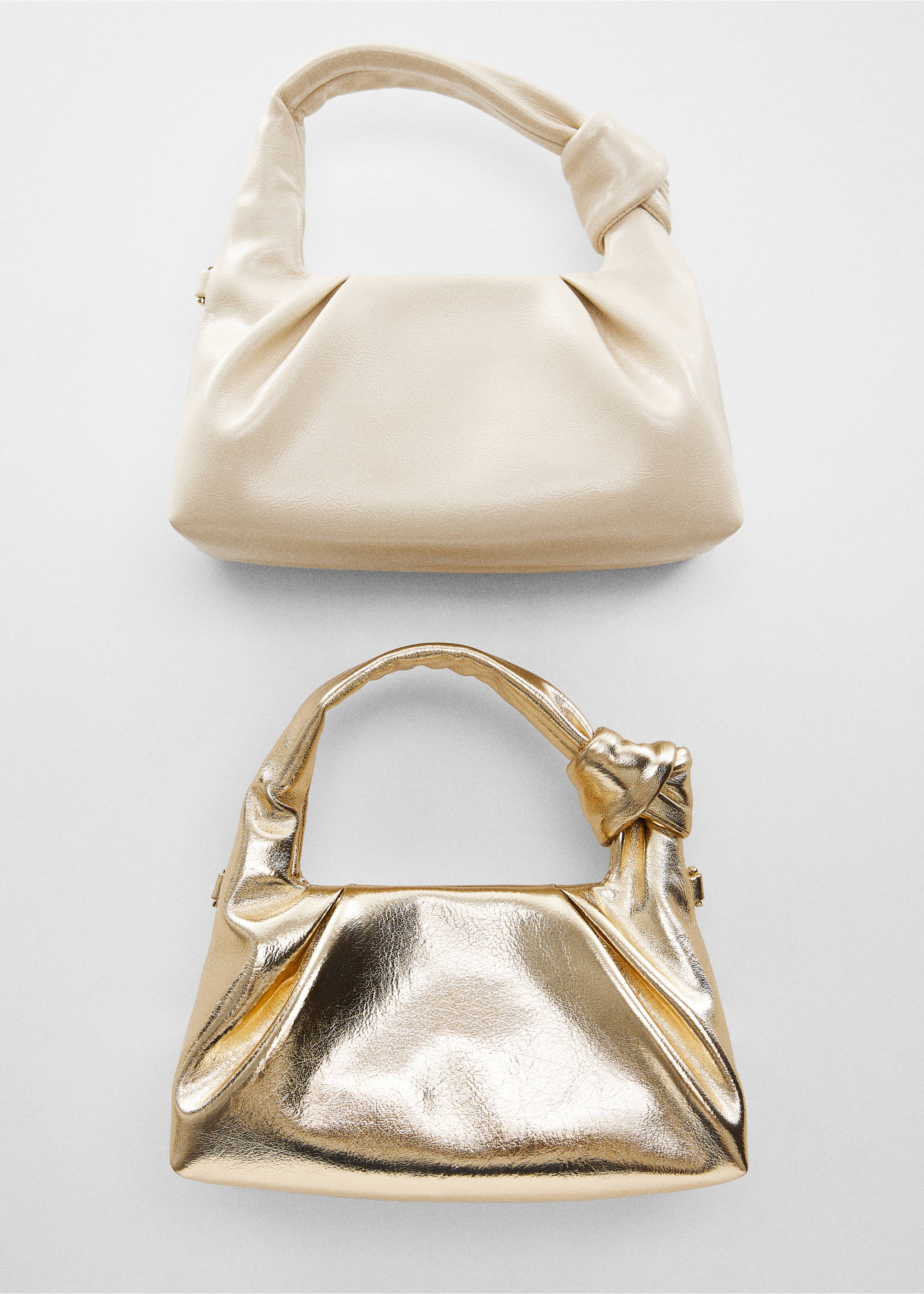 Chain mini bag - Details of the article 5, Ecru. Ref: 77063295-00.