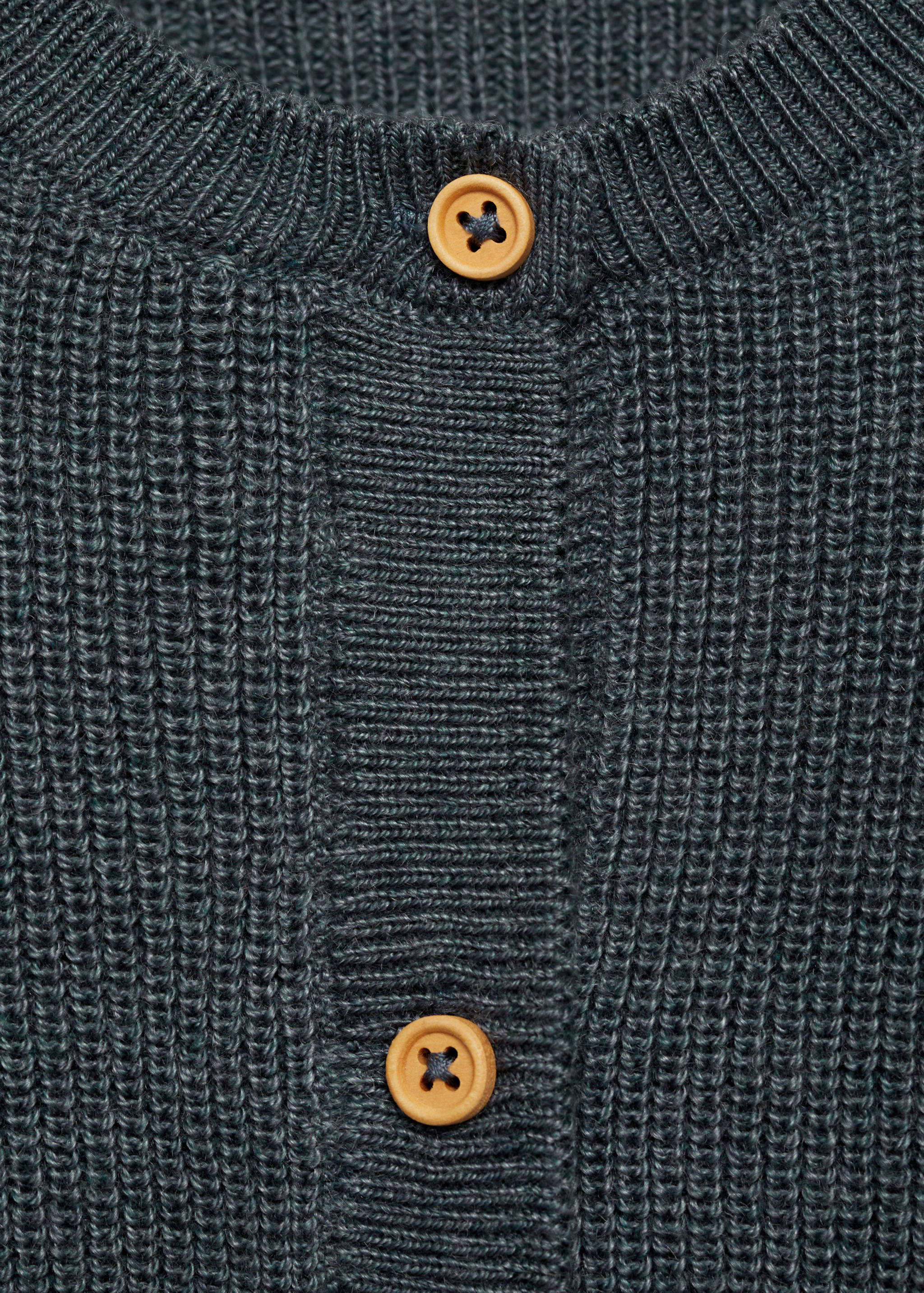 Side pockets cardigan - Details of the article 8