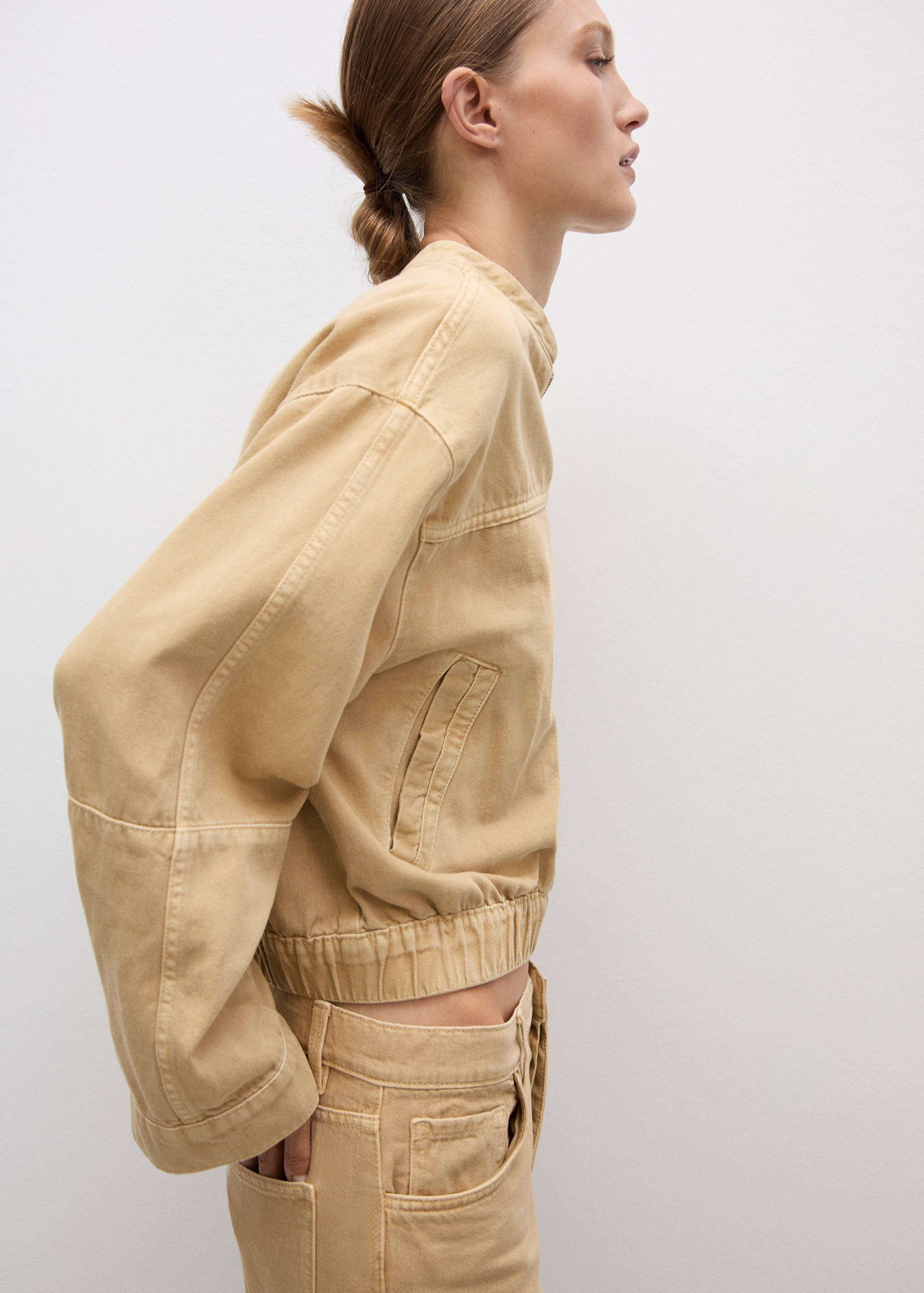 Cazadora bomber vaquera - Plano medio