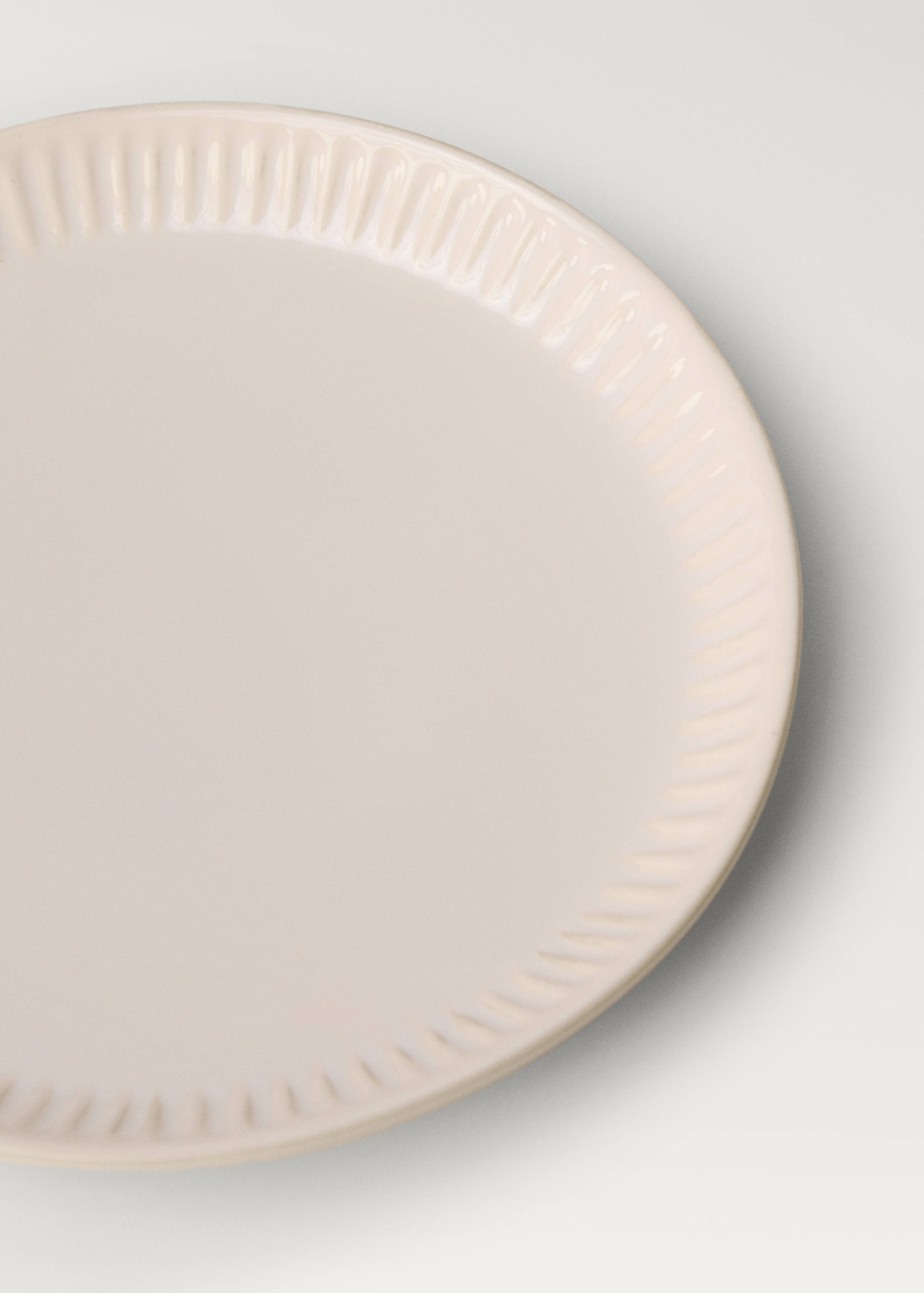 Desserttallrik i stengods reliefmönster - Detaljer om artikeln 2