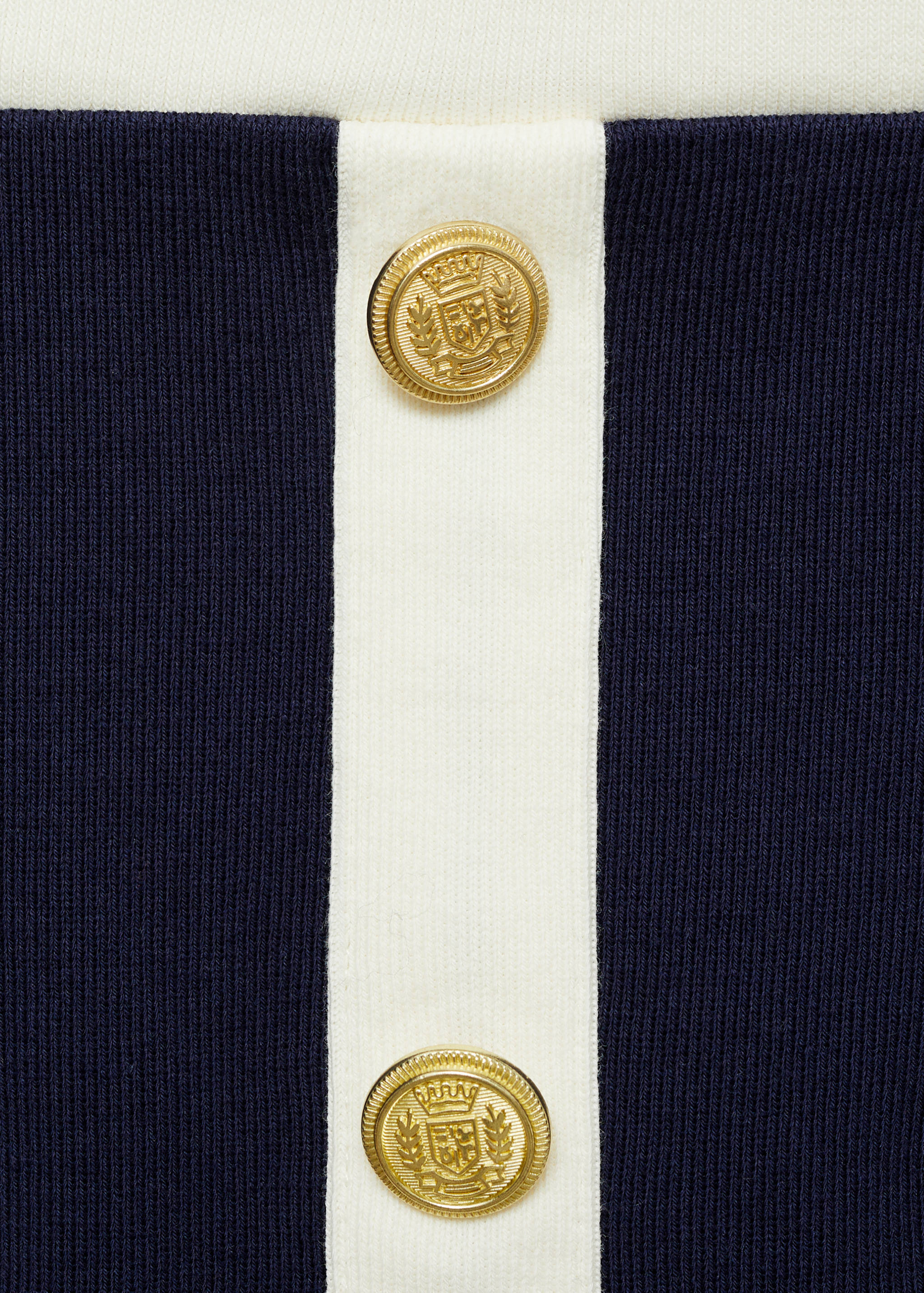 Gebreide rok met knopen - Detail van het artikel 8