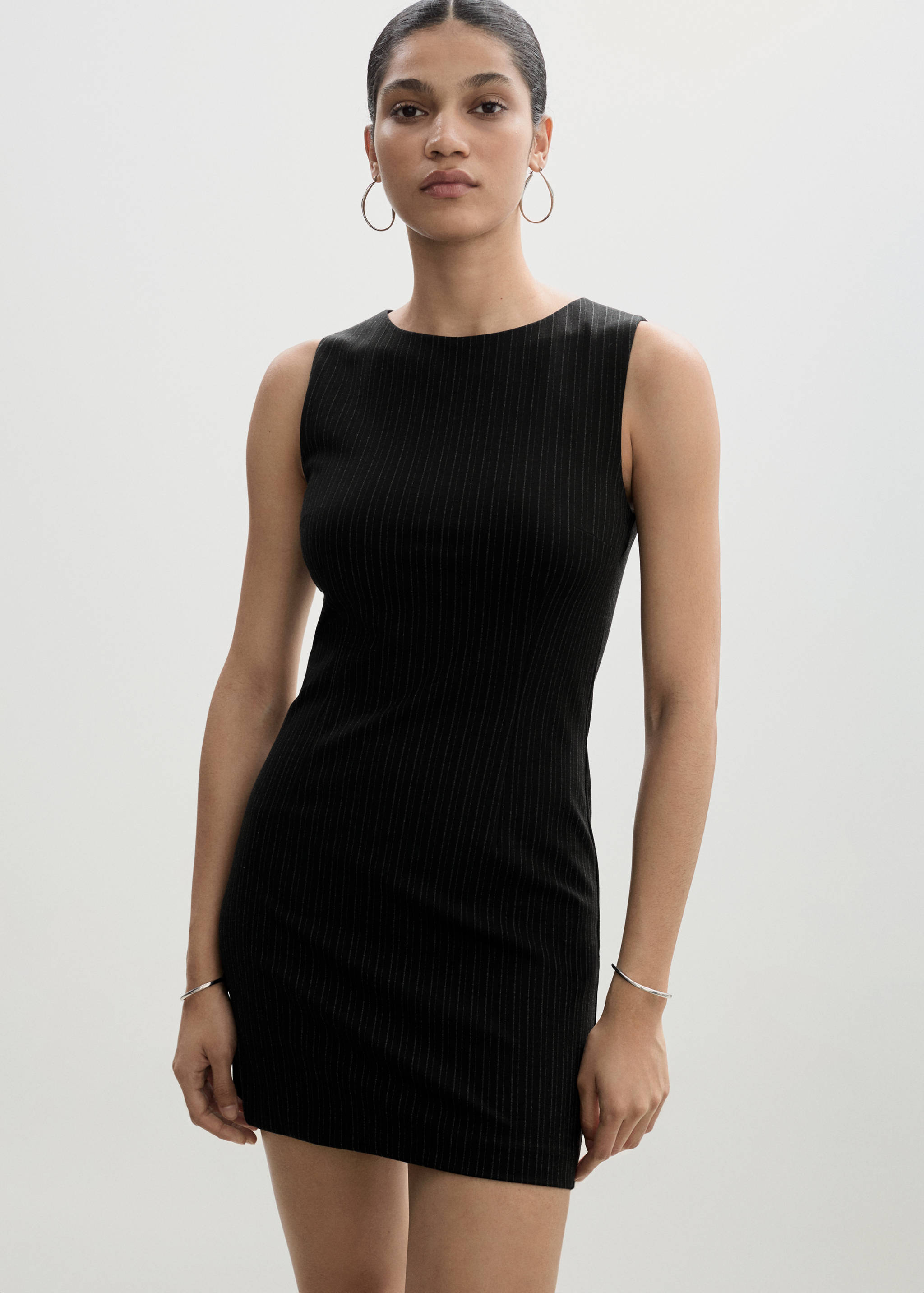 Vestido corto rayas - Plano medio