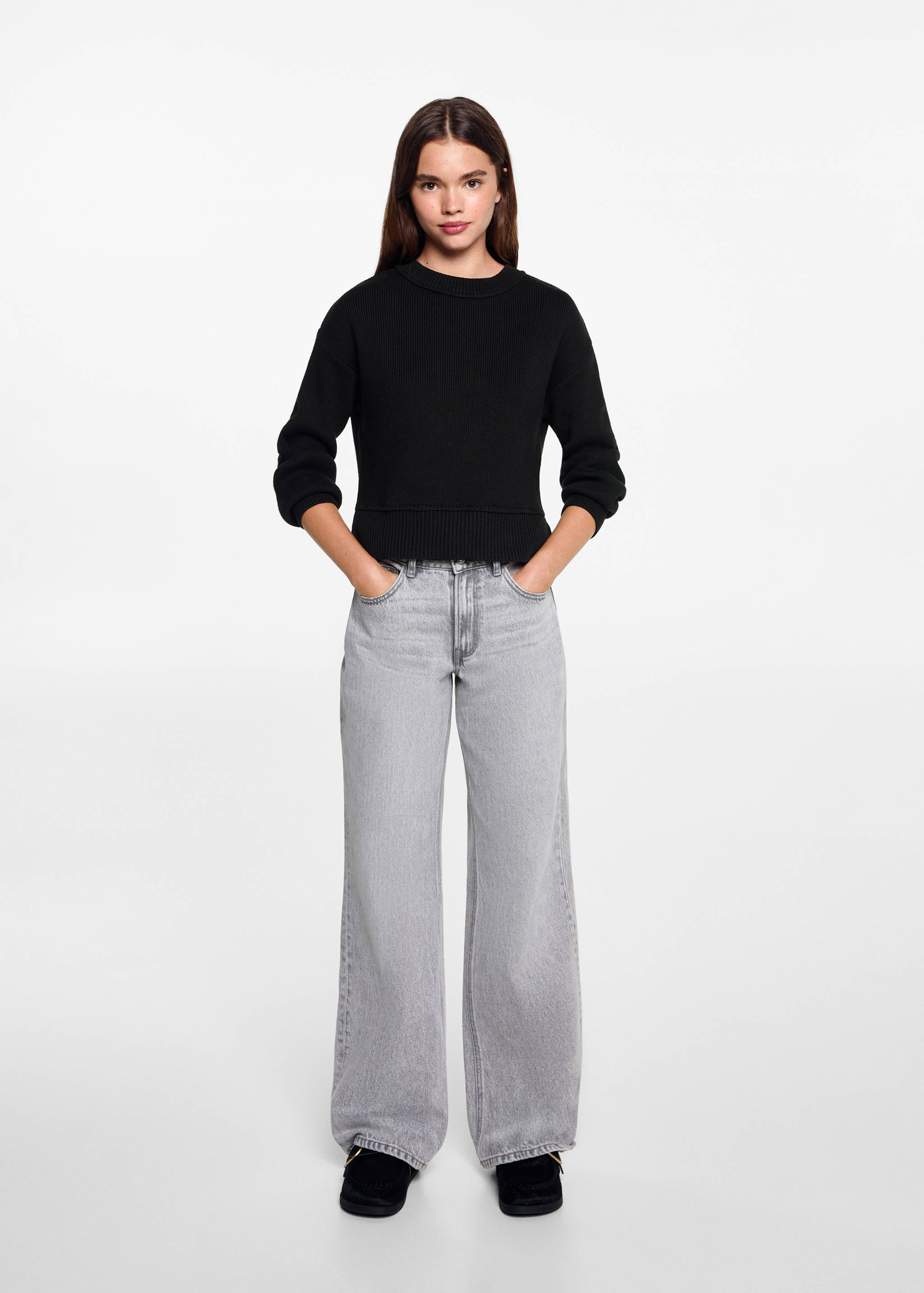 Knit sweater - General plane