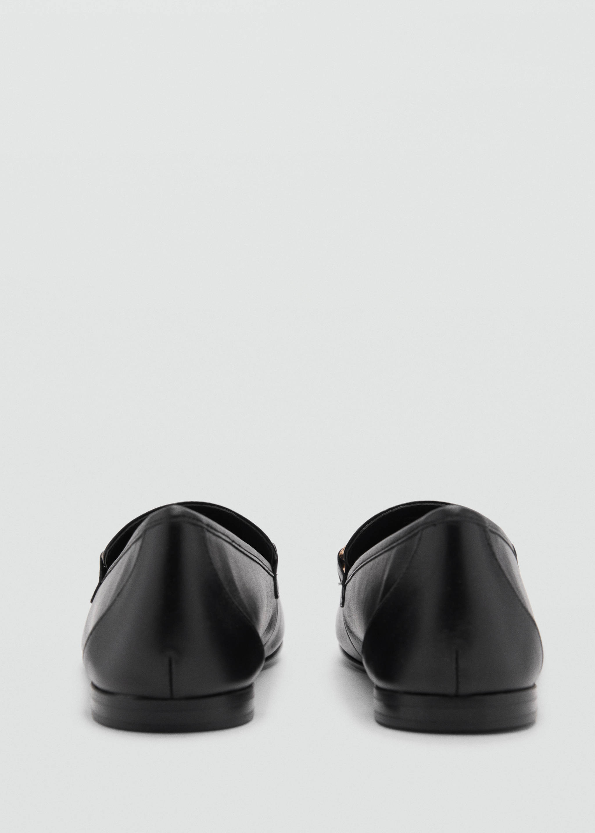 Leather loafers with metallic detail - Details of the article 1
