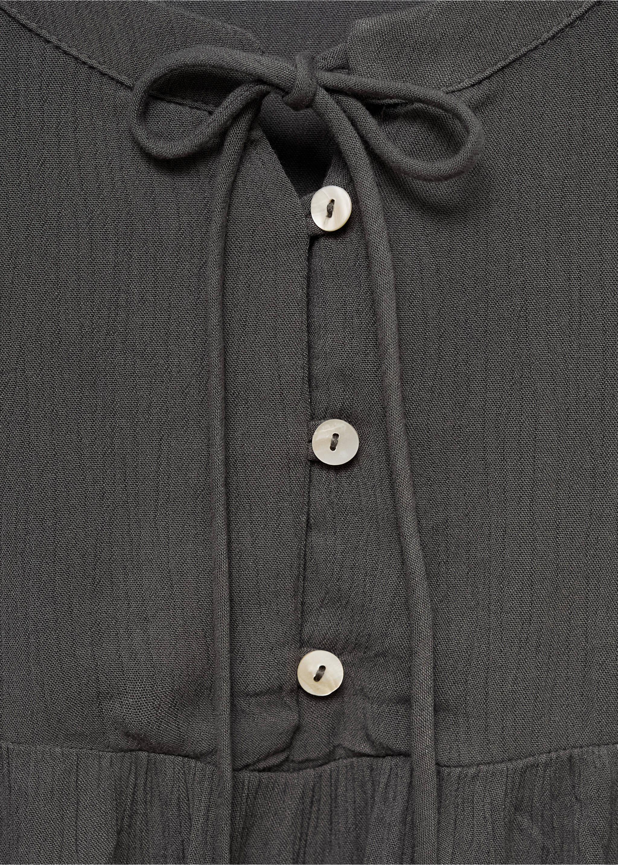 Fluid blouse with neck tie - Details of the article 8, Green. Ref: 77064050-00.