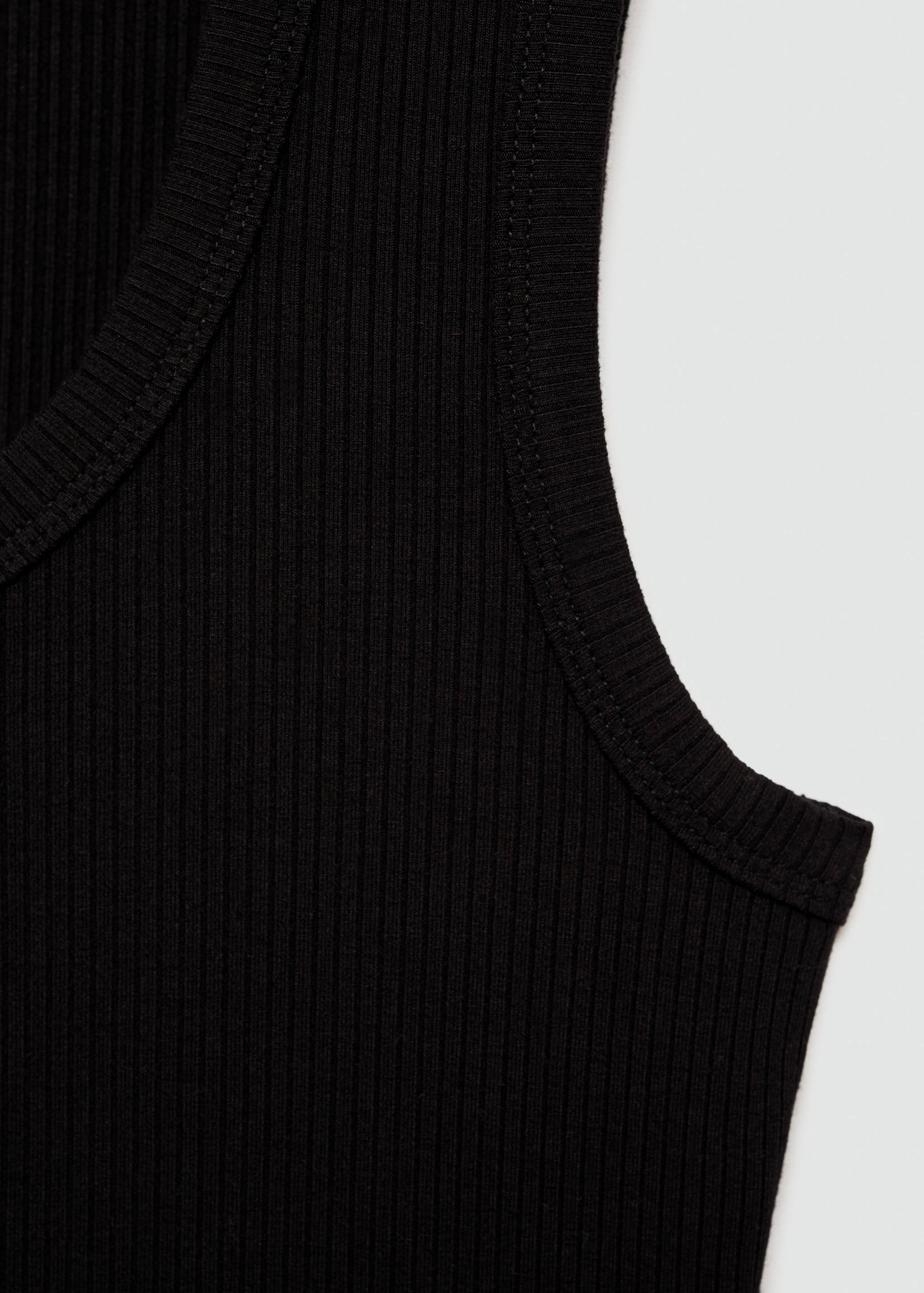 Ribbad klänning med knappar - Detaljer om artikeln 0