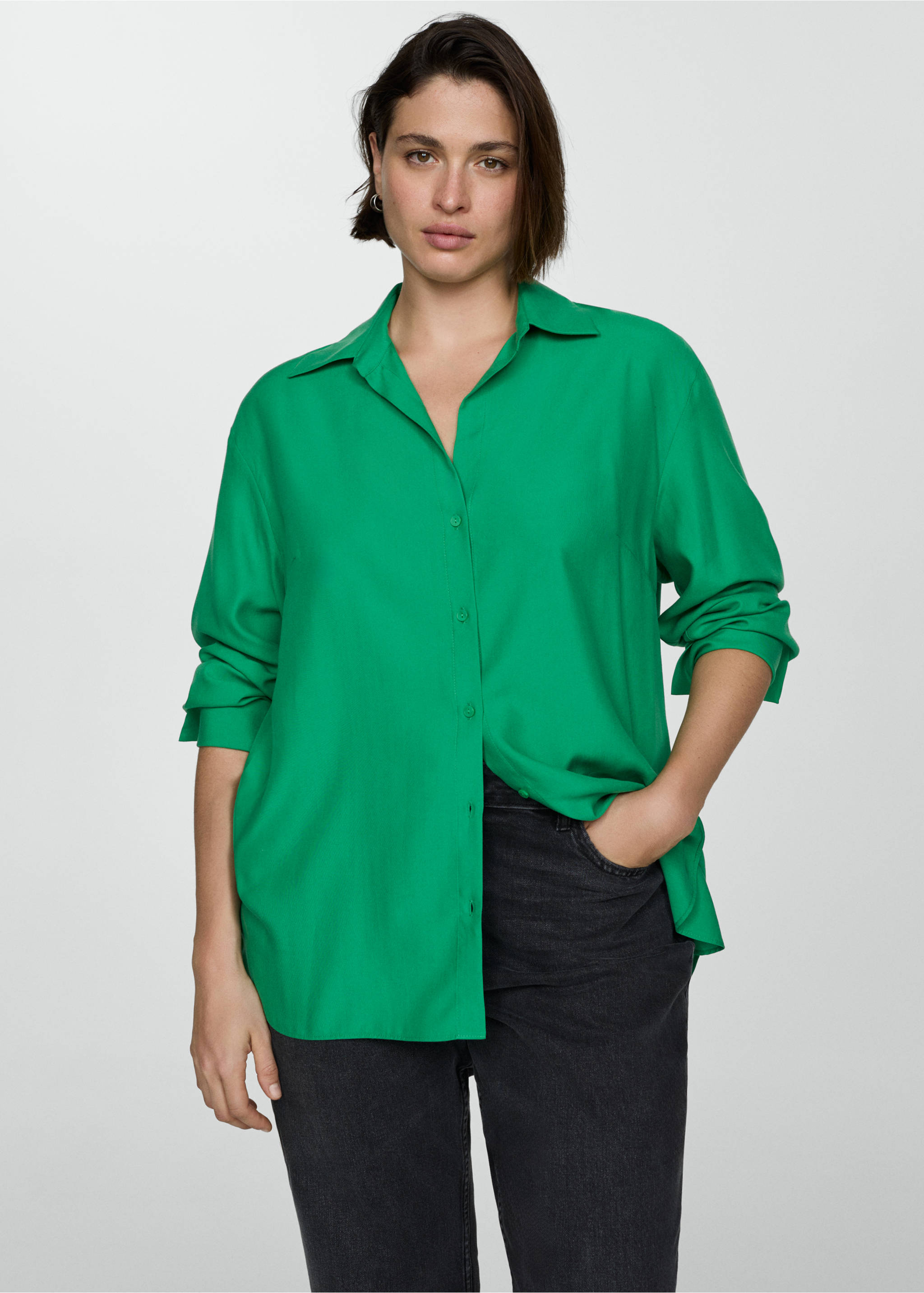 Lyocell fluid shirt - Details of the article 5, Green. Ref: 77064059-00.