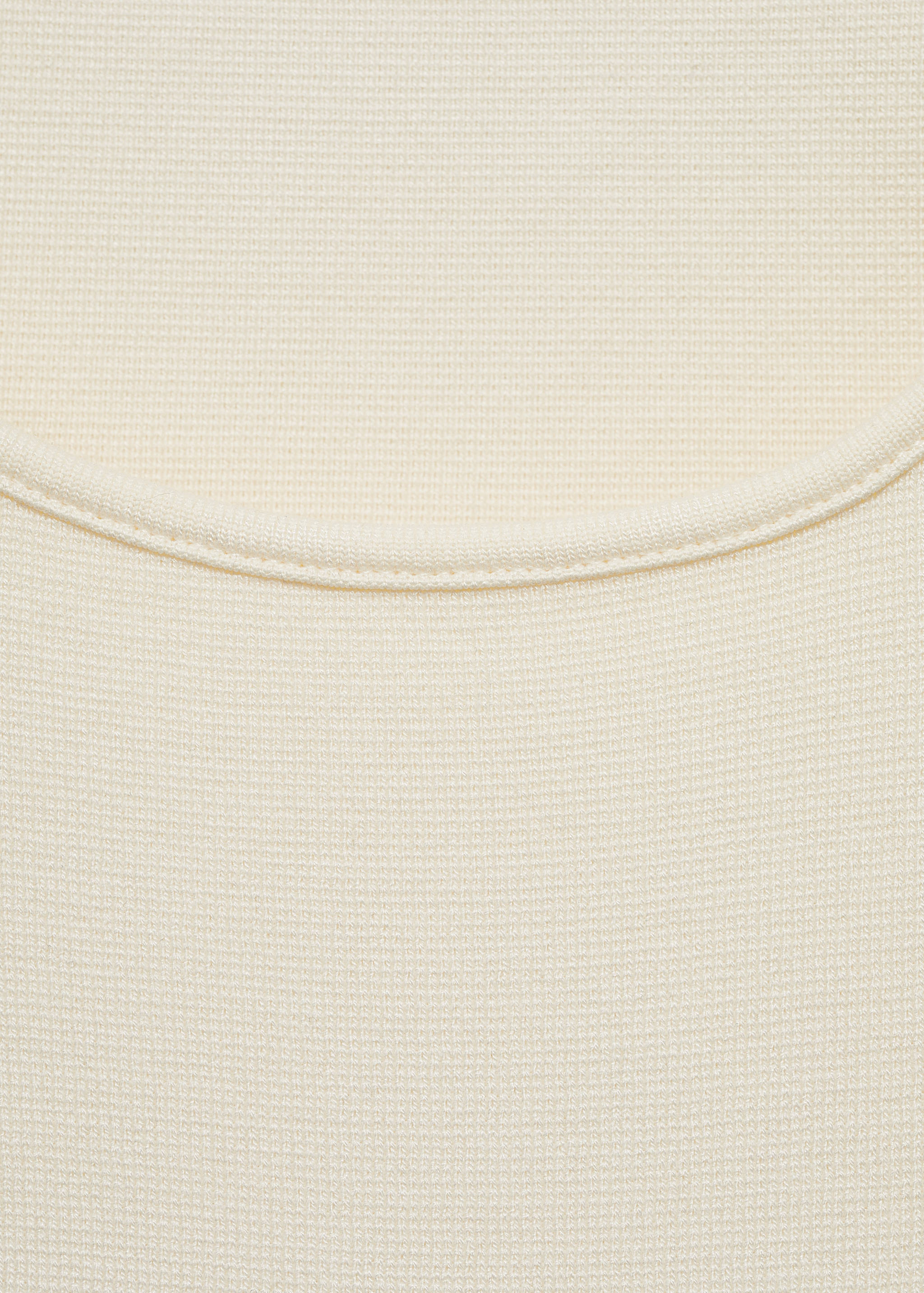 Stricktop mit Kontrastdetails - Detail des Artikels 8