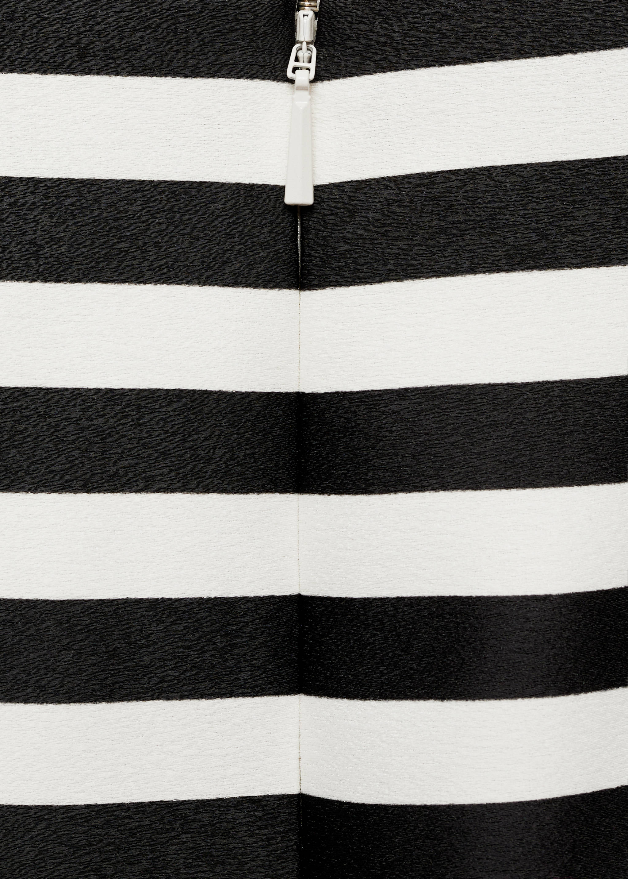 Striped knitted mini-skirt - Details of the article 0