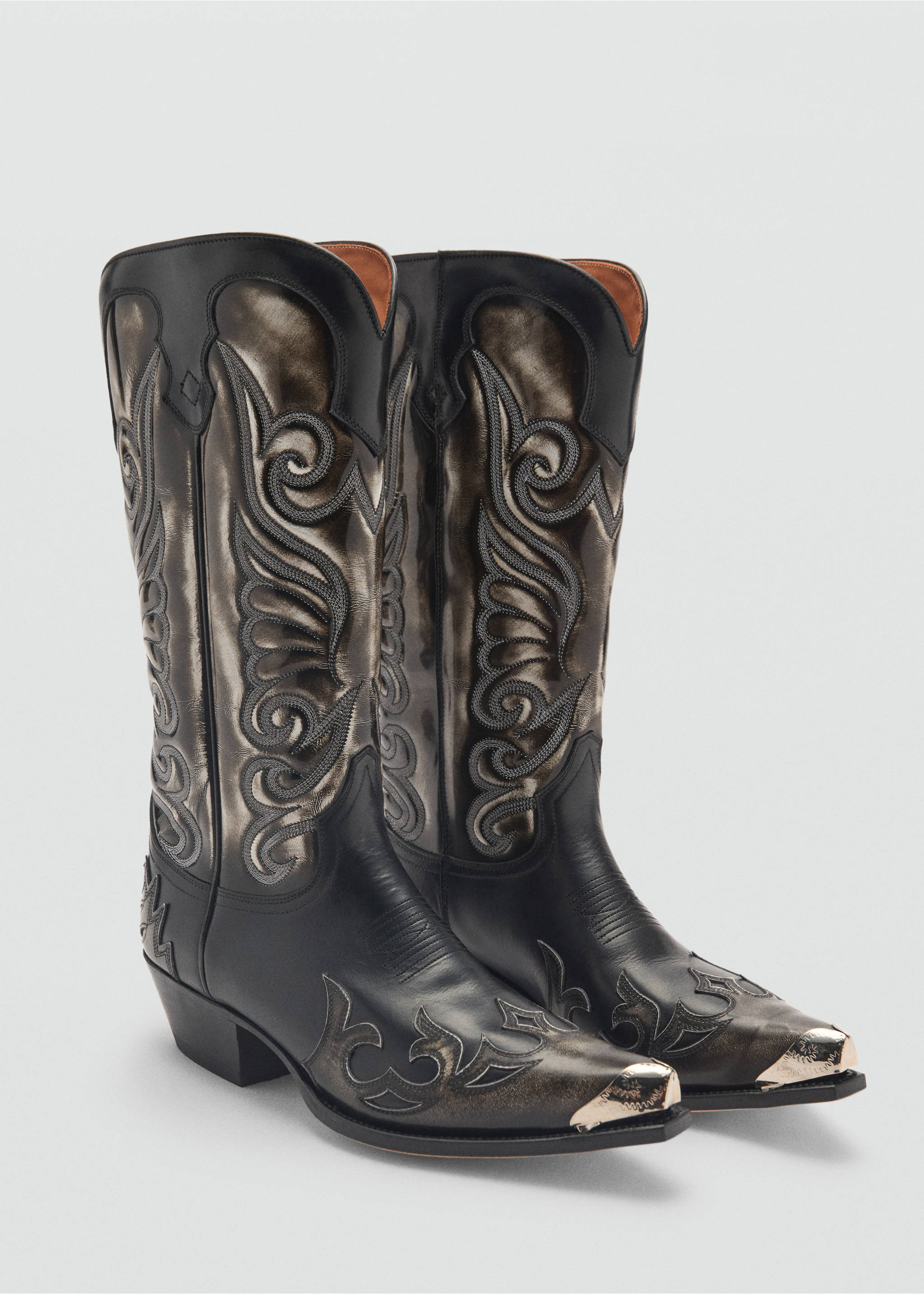 Zweifarbige Cowboy-Lederstiefel - Mittlere Ansicht, Braun. Ref: 77064072-00.