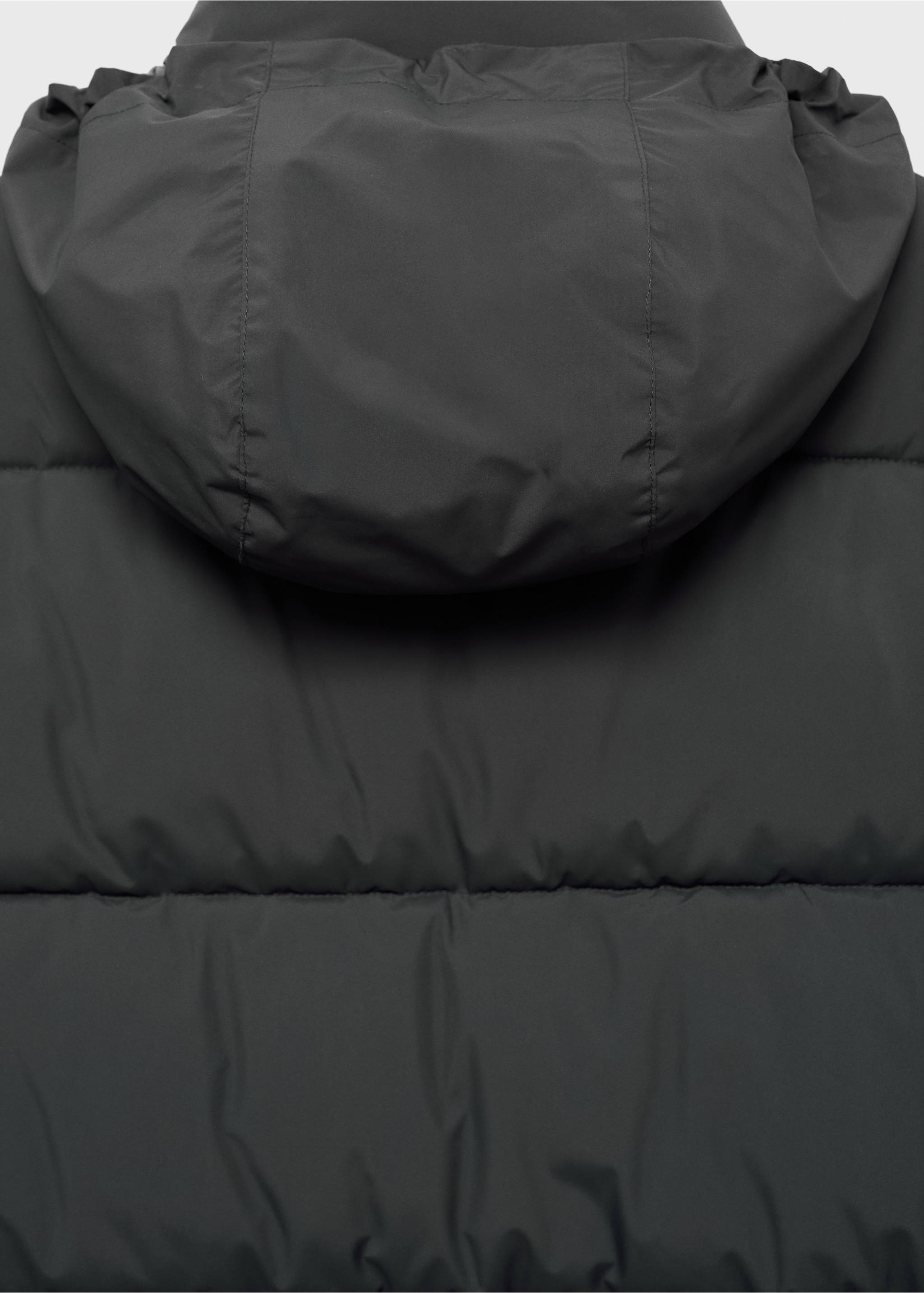 Thermoregulating waterproof padded anorak - Details of the article 8, Charcoal. Ref: 77064433-00.