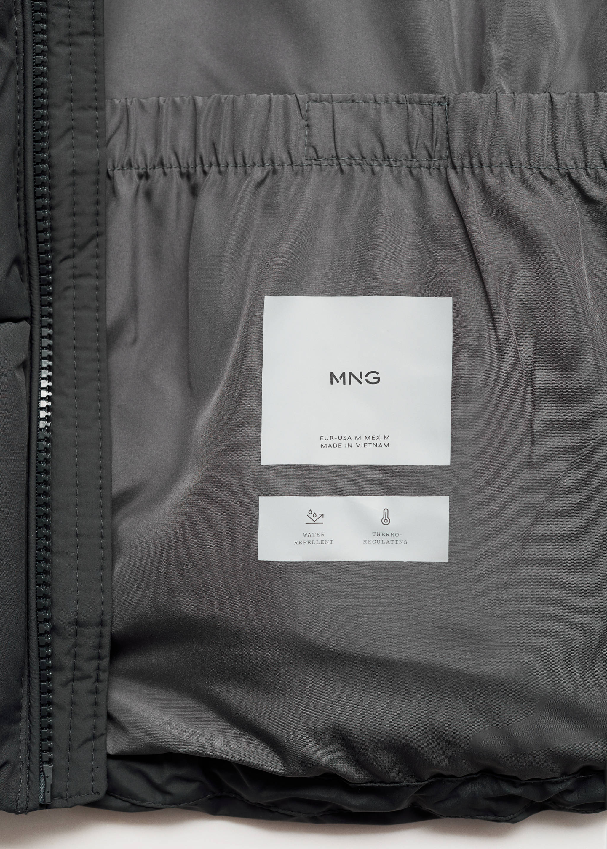 Thermoregulating waterproof padded anorak - Details of the article 0