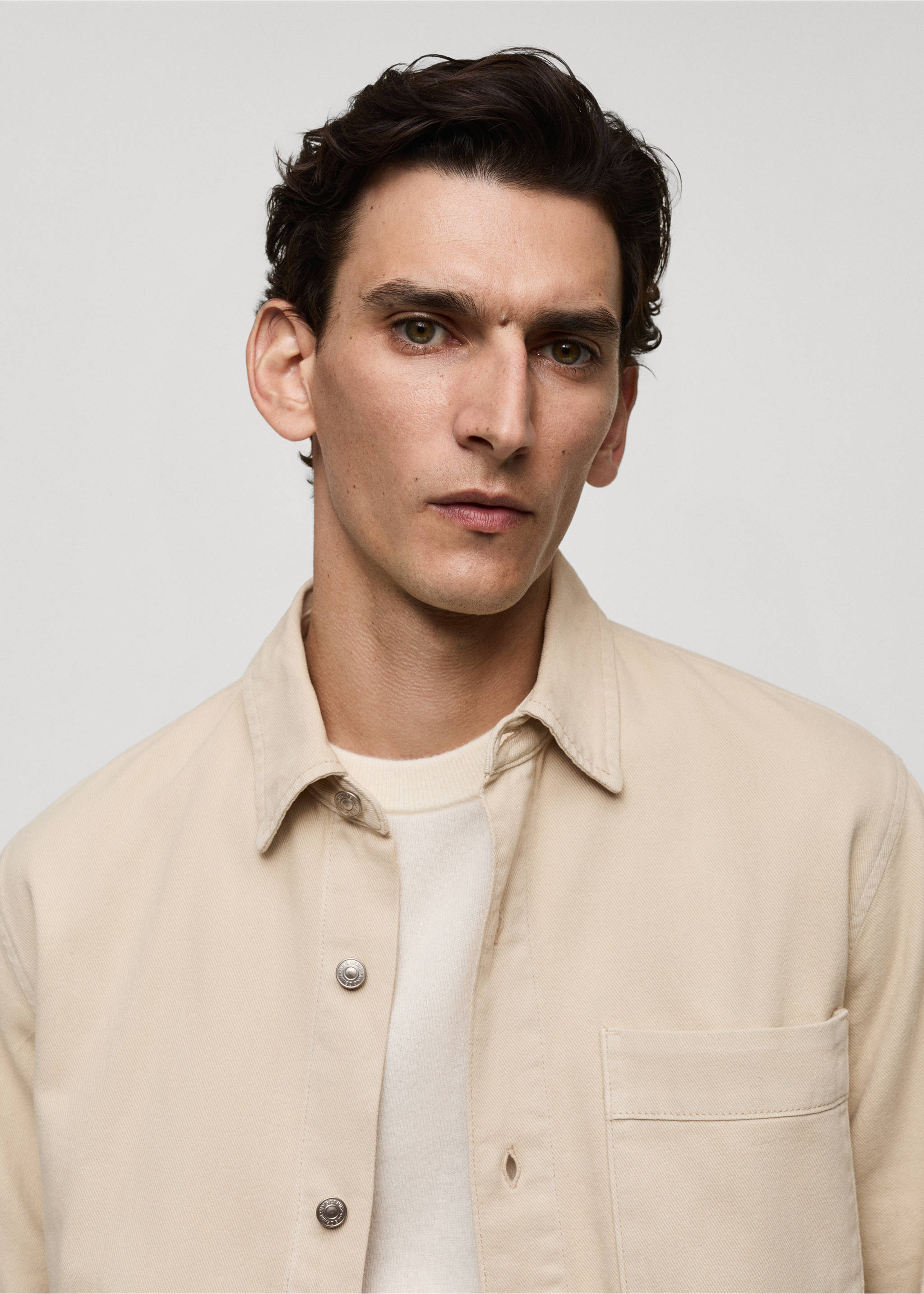 Surchemise jean poche - Détail de l'article 1, Beige. Ref: 77064440-00.