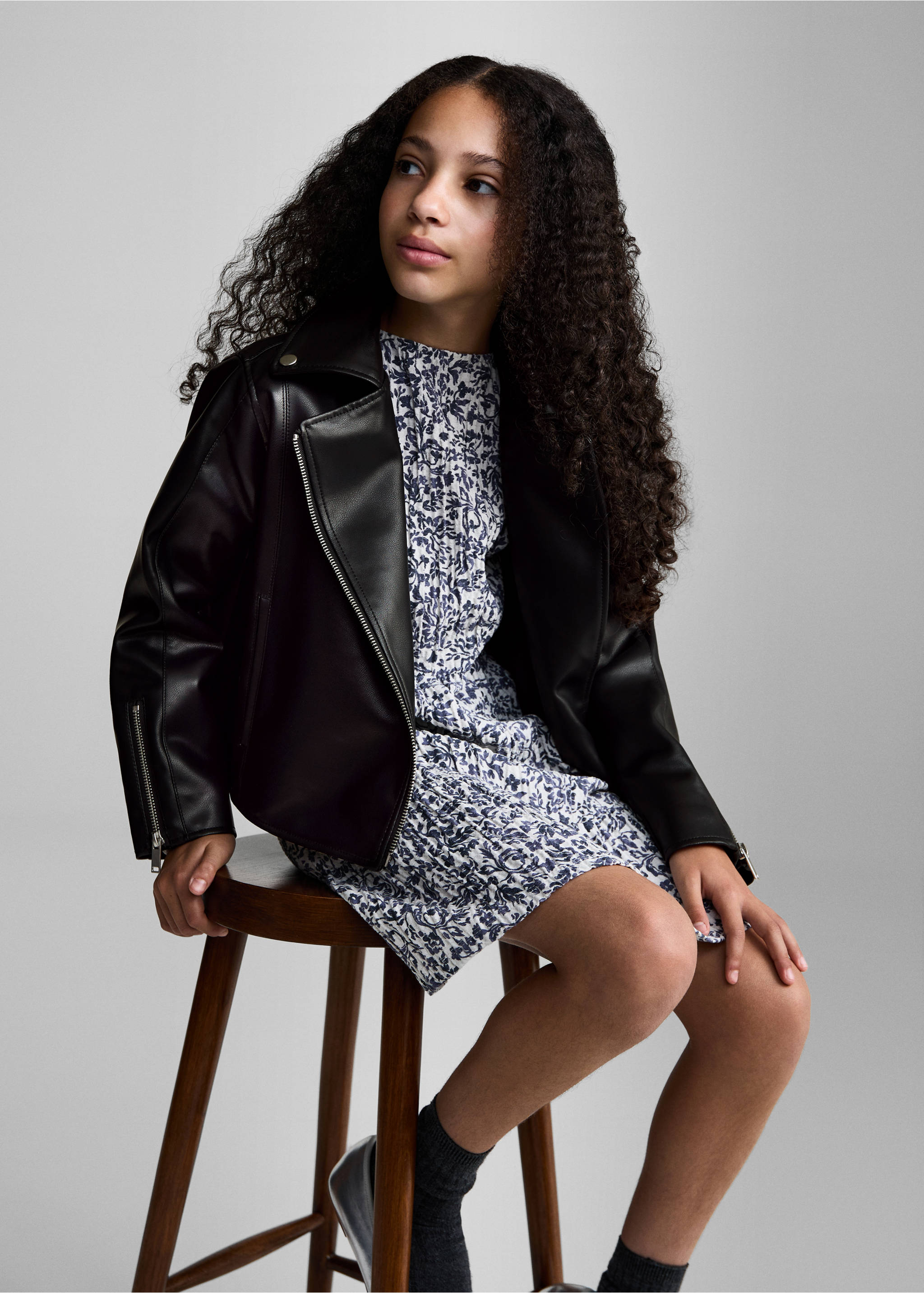 Bunda z umělé kůže - Detail zboží 2, Černá. Ref: 77064442-00.