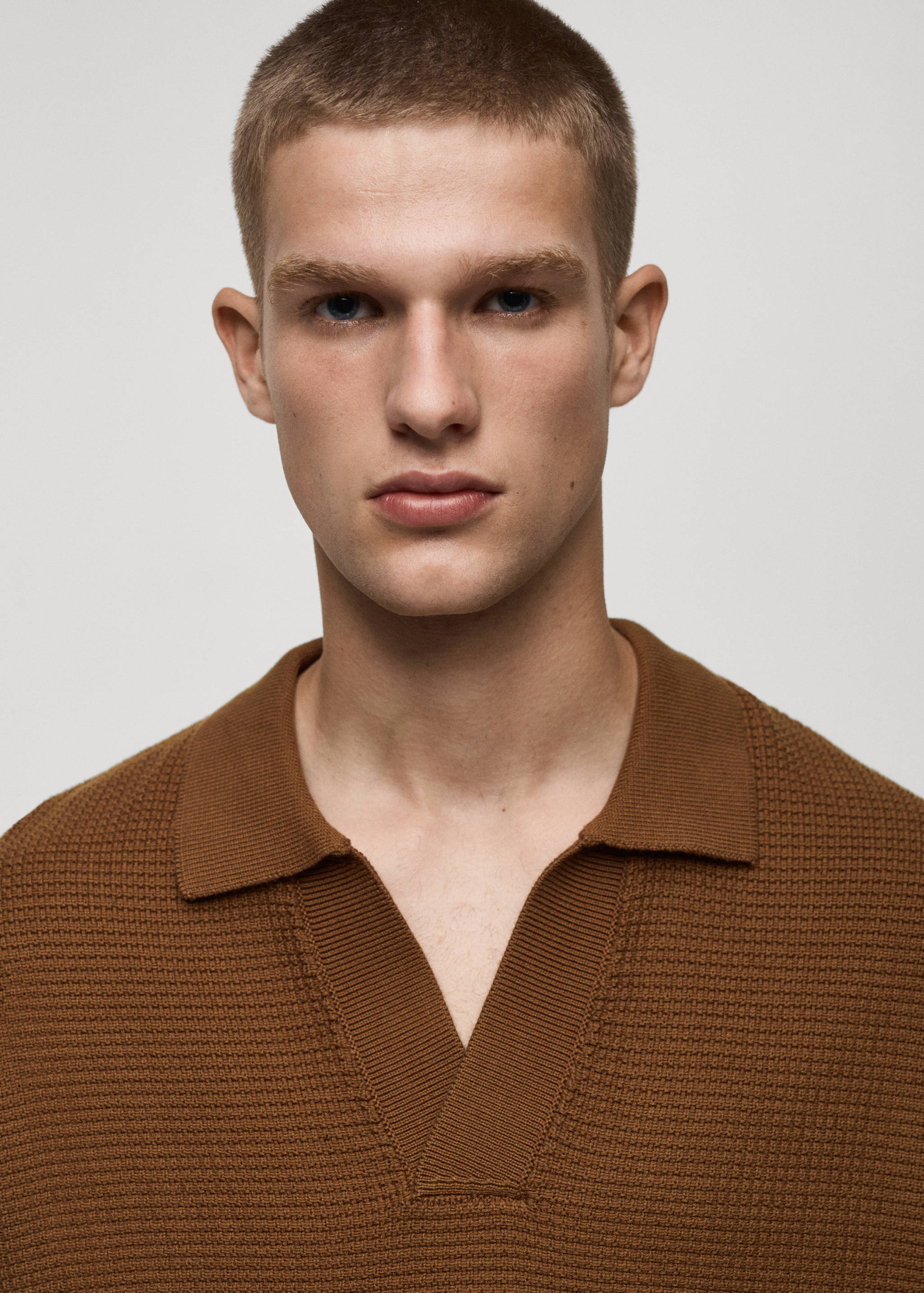 Polo de malha média de algodão com estrutura - Pormenor do artigo 1