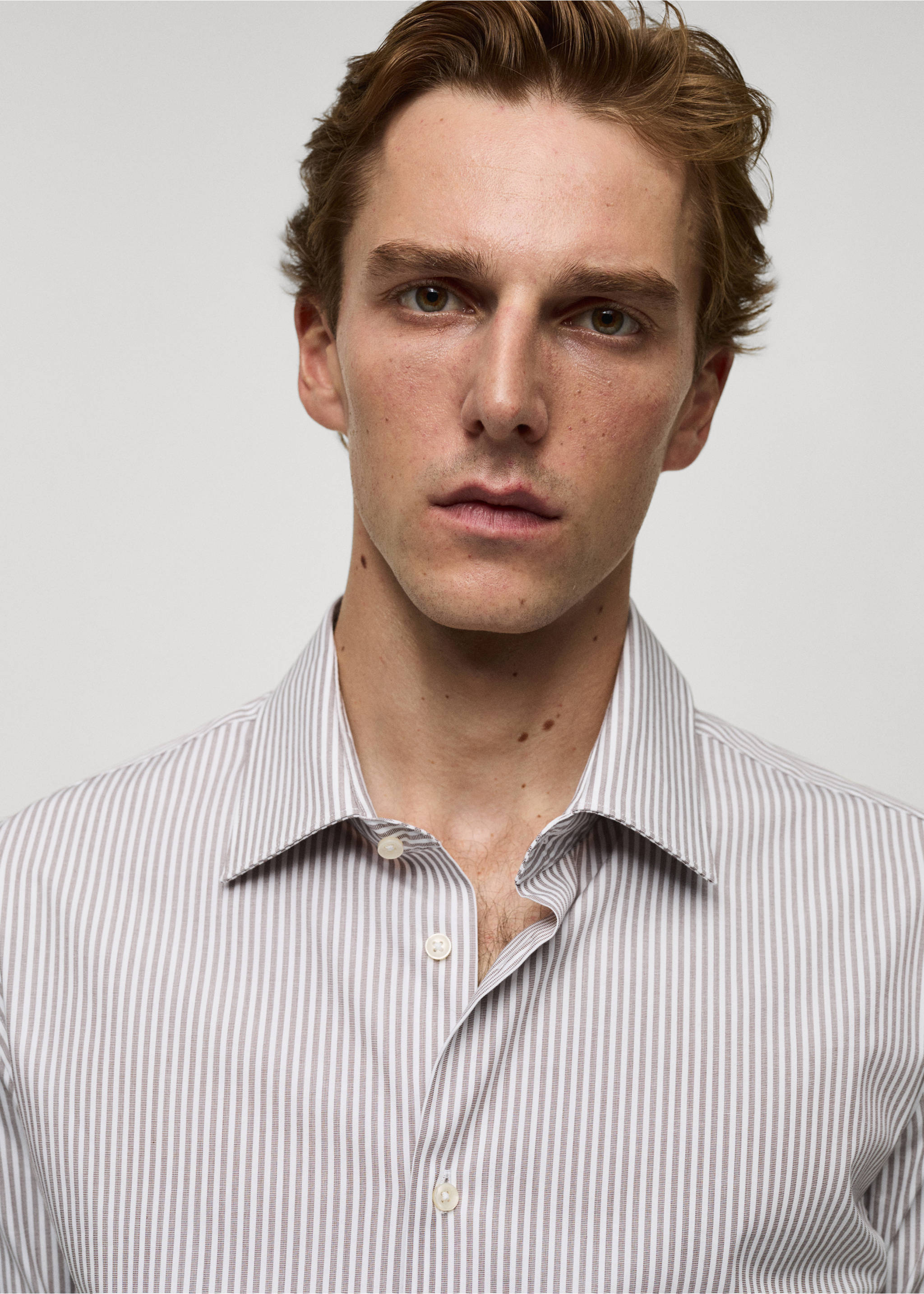 Slim fit fine-striped cotton shirt - Details of the article 1, Brown. Ref: 77064448-00.