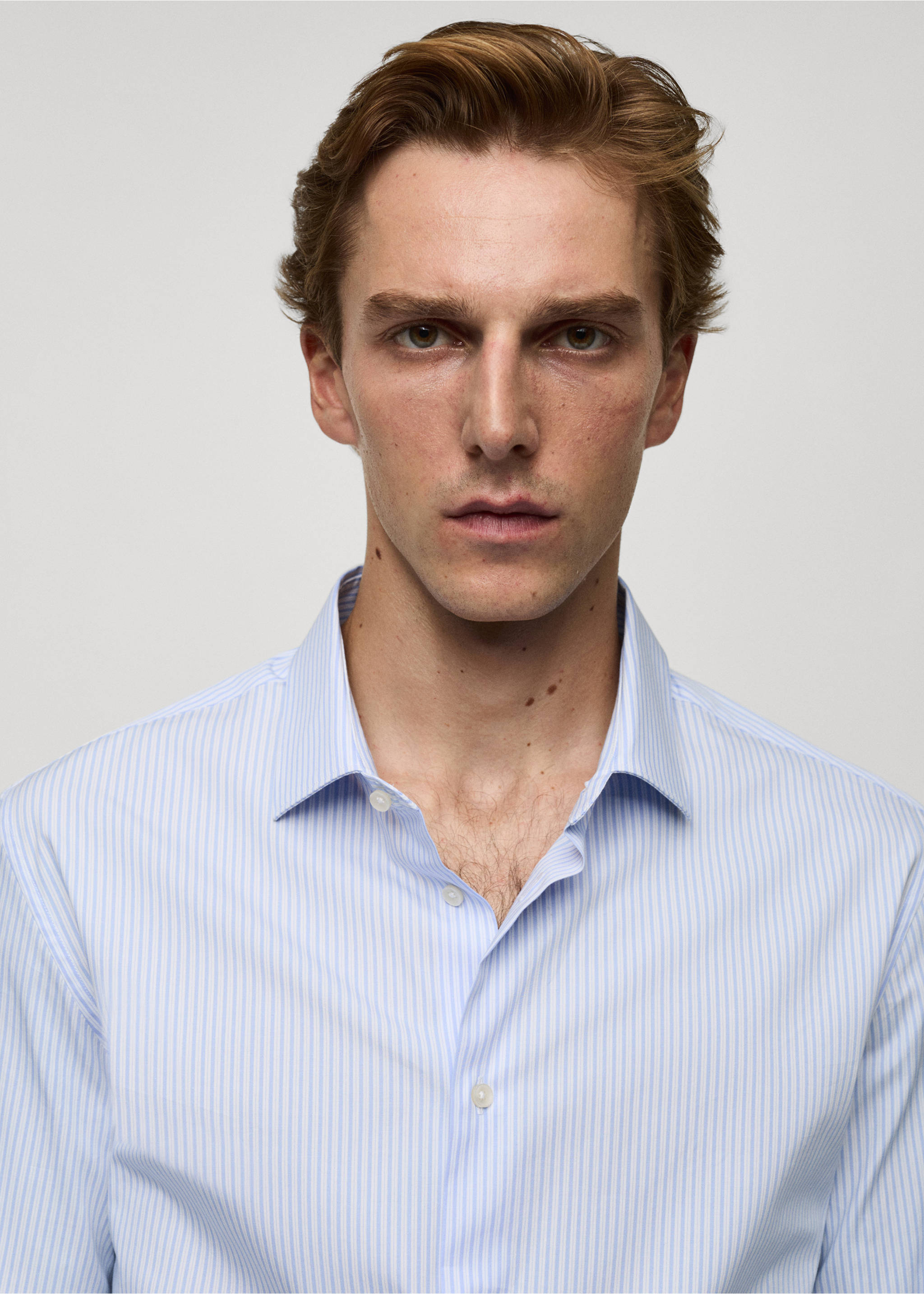 Chemise slim fit coton milleraies - Détail de l'article 1, Bleu ciel. Ref: 77064448-00.