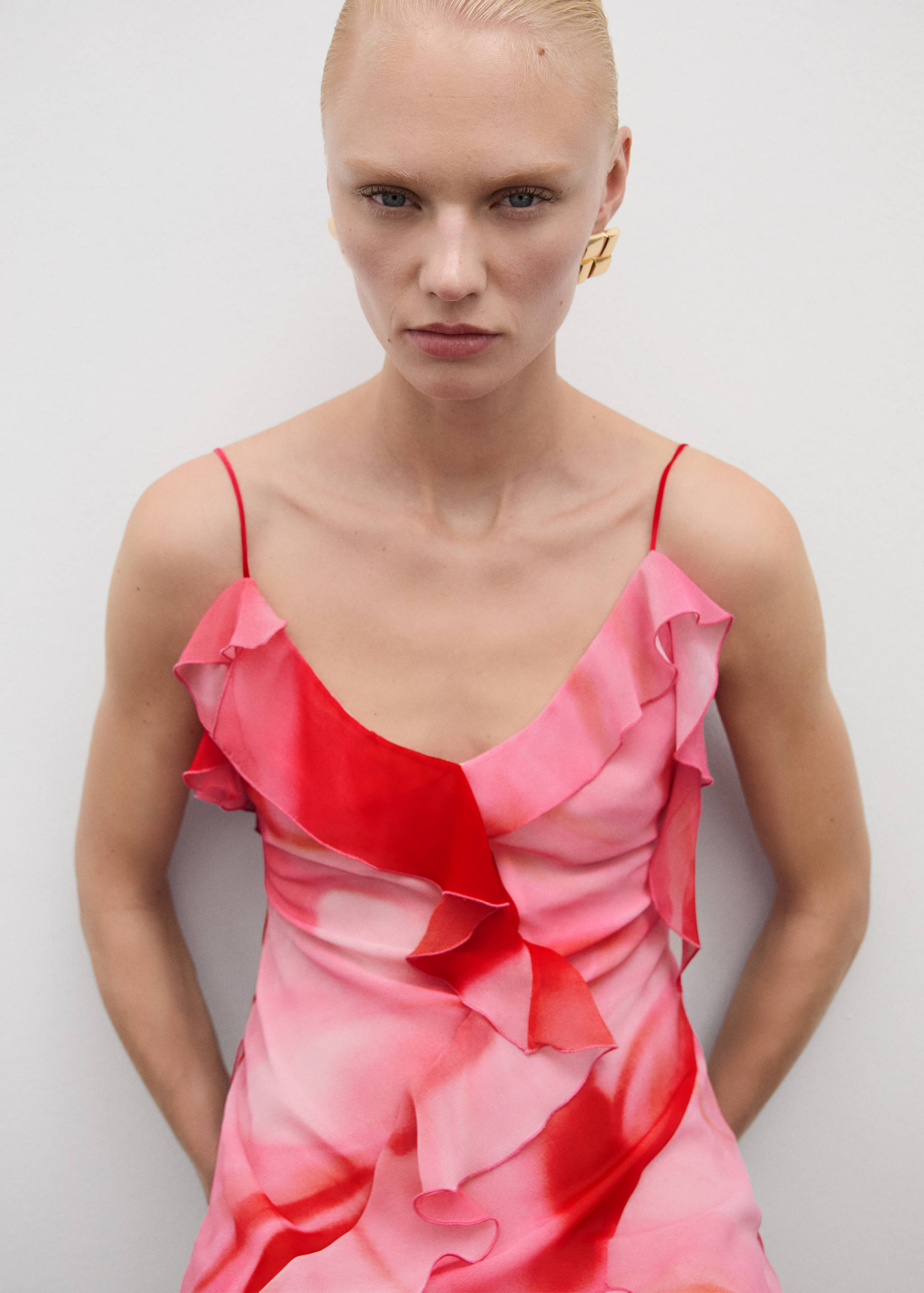 Volantkleid mit Schlitz - Detail des Artikels 1