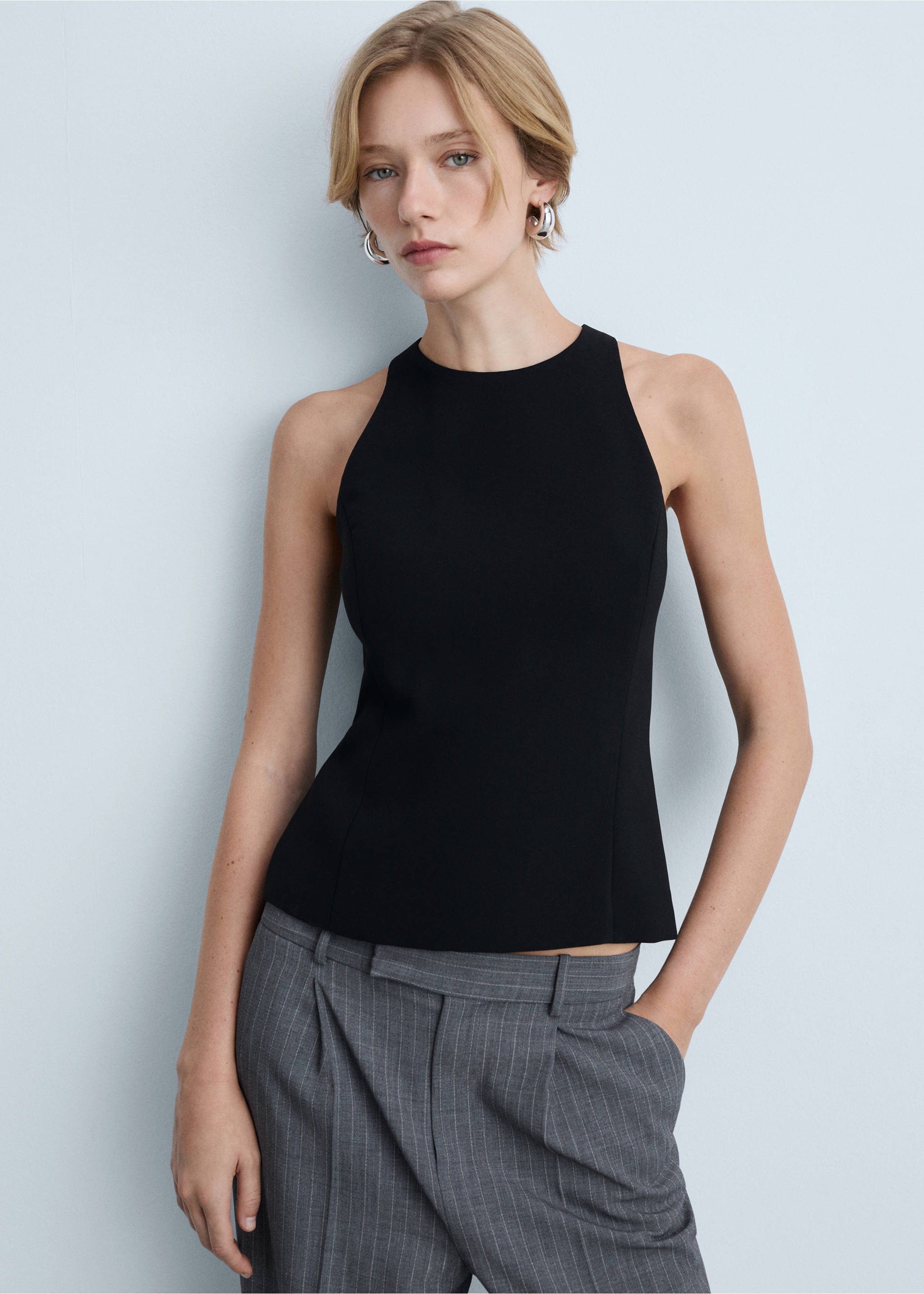 Crop top with wide straps - Medium plane, Black. Ref: 77064766-00.