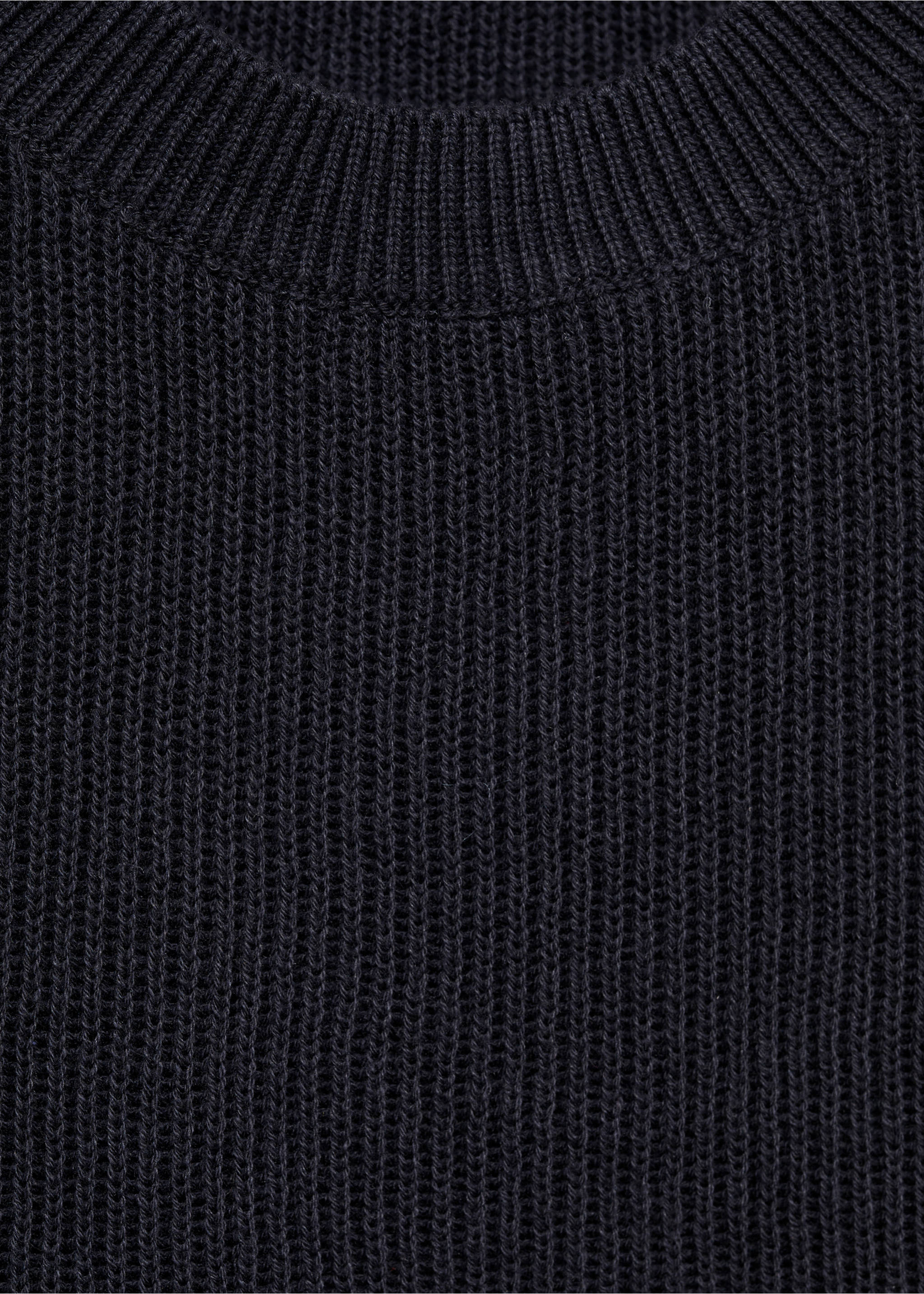 Knitted gilet - Details of the article 8, Dark Navy. Ref: 77064771-00.